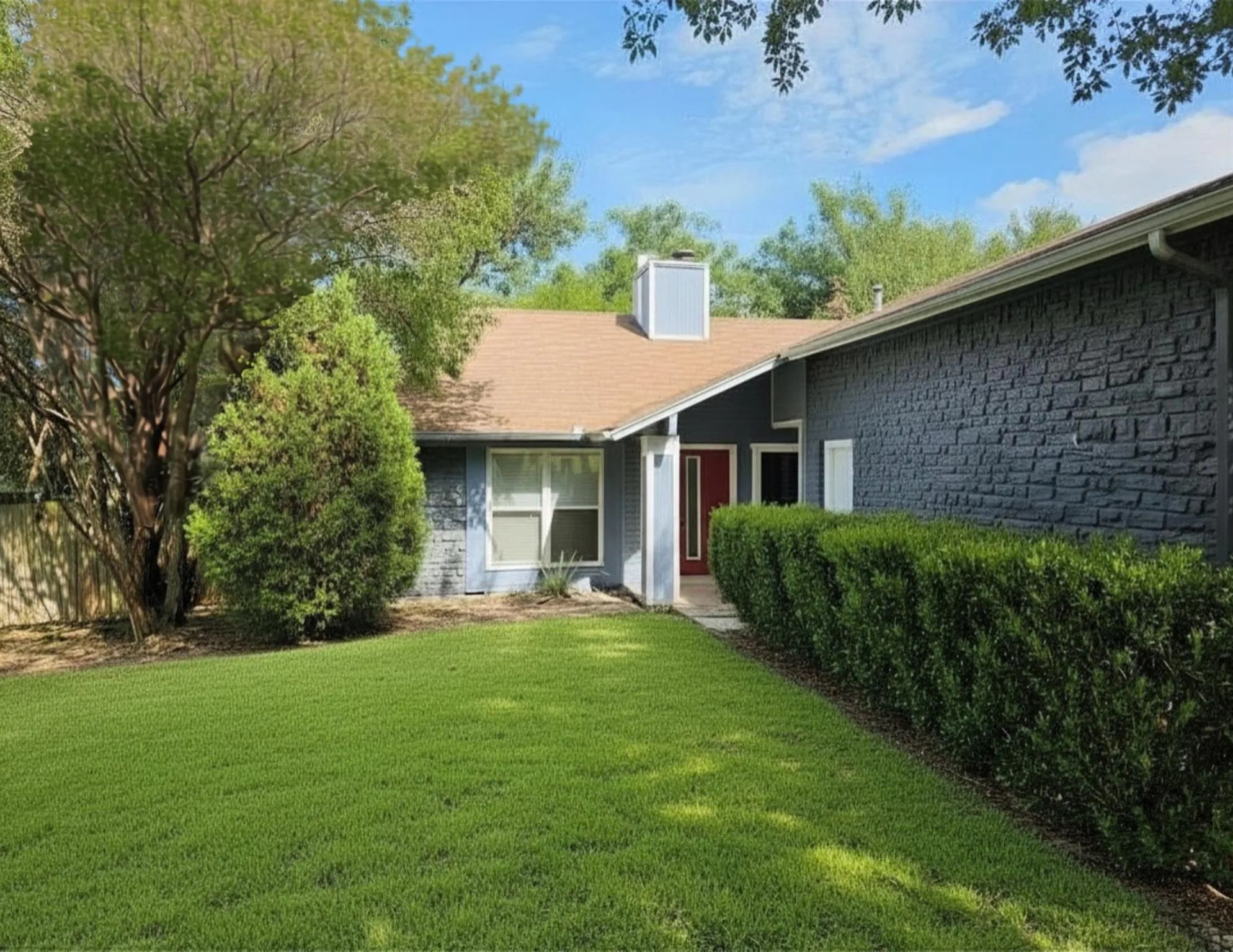 Photo of 11815 LOCHRIDGE DR, Austin, TX, 78758
