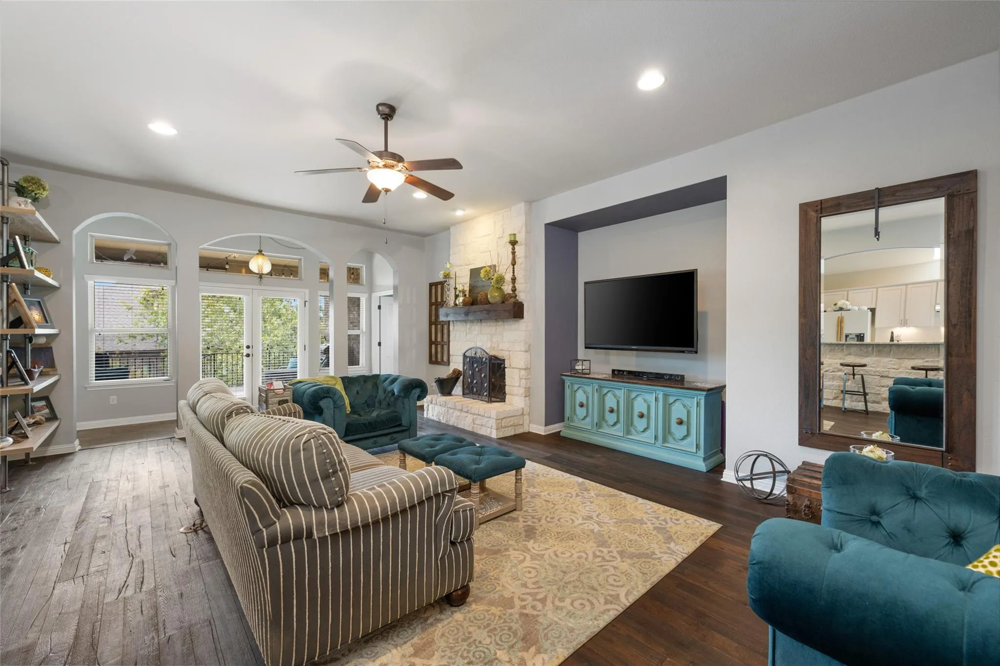 Photo of 109 LOMBARDIA DR, Lakeway, TX, 78734