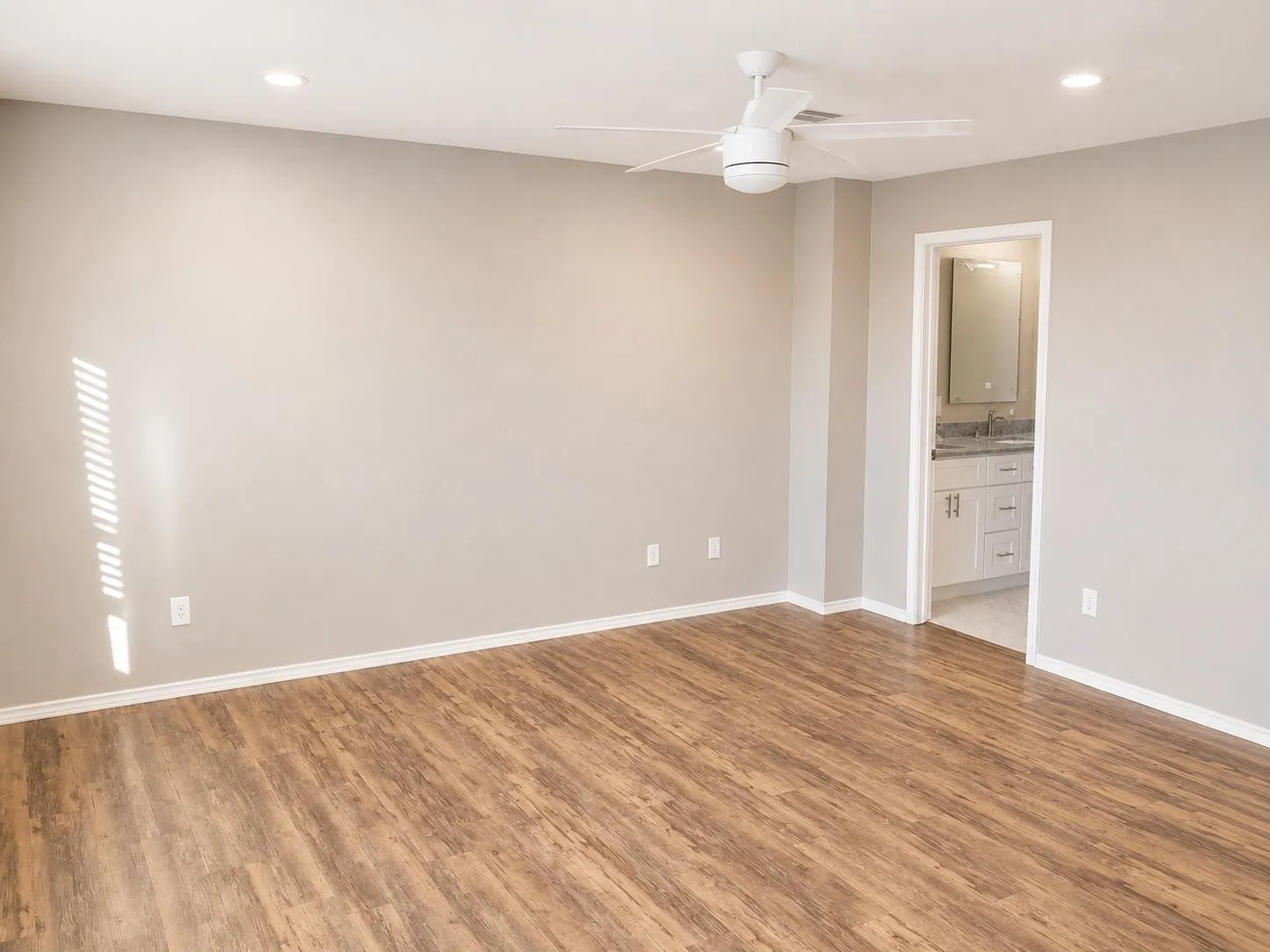 Photo 5 of 1422 GREEN TERRACE DR