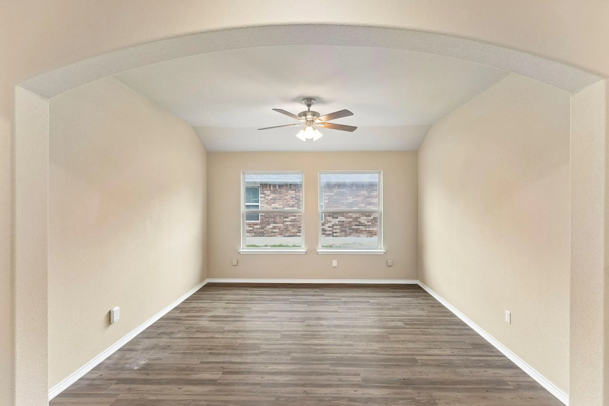 Photo 5 of 18816 KEELI LN