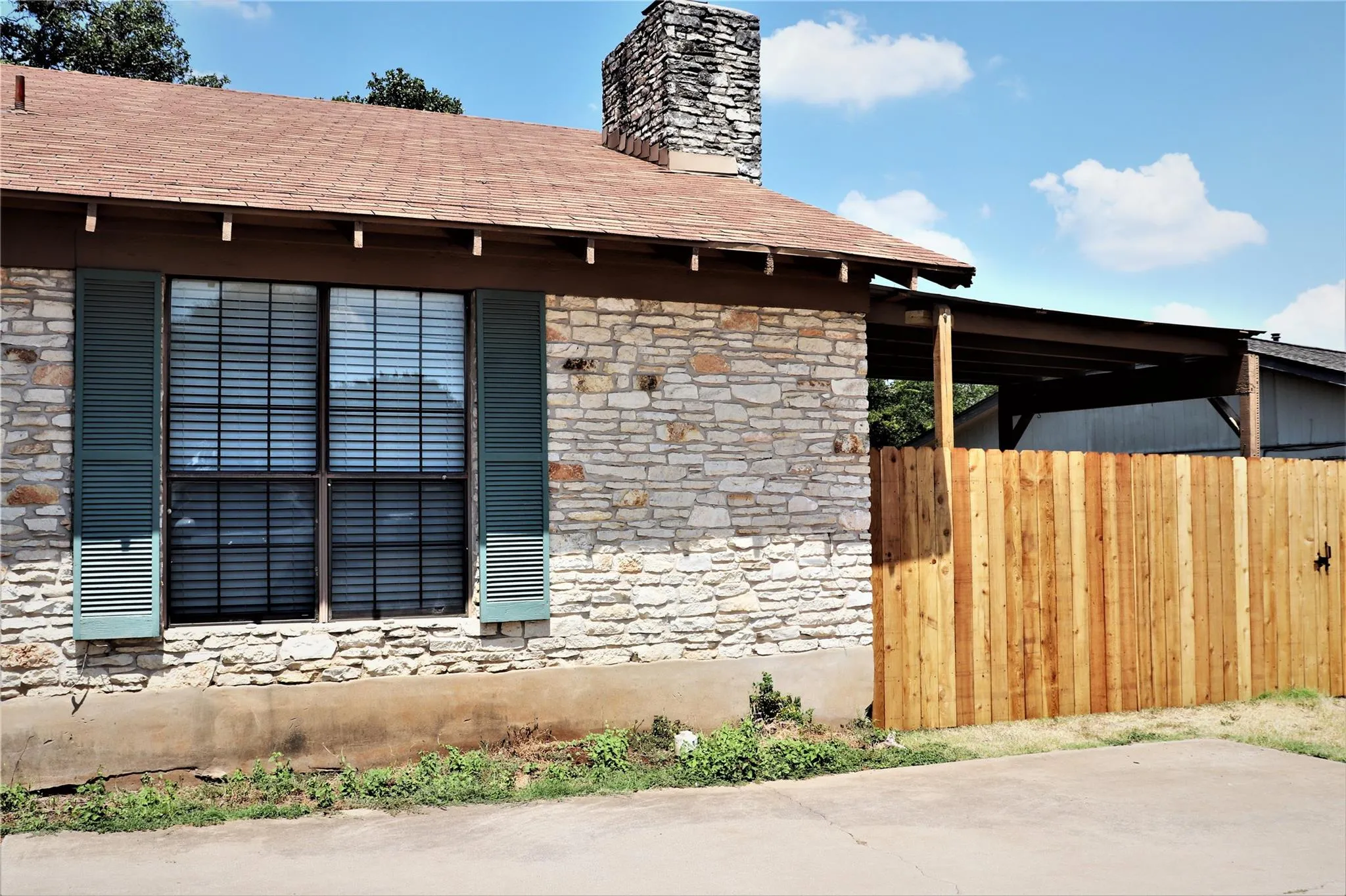 Photo of 1202 LEANDER RD #A & B, Georgetown, TX, 78628