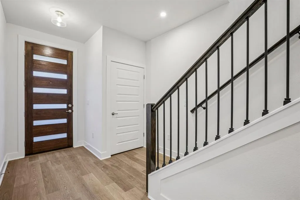 Photo 5 of 200 W 56TH ST #8103