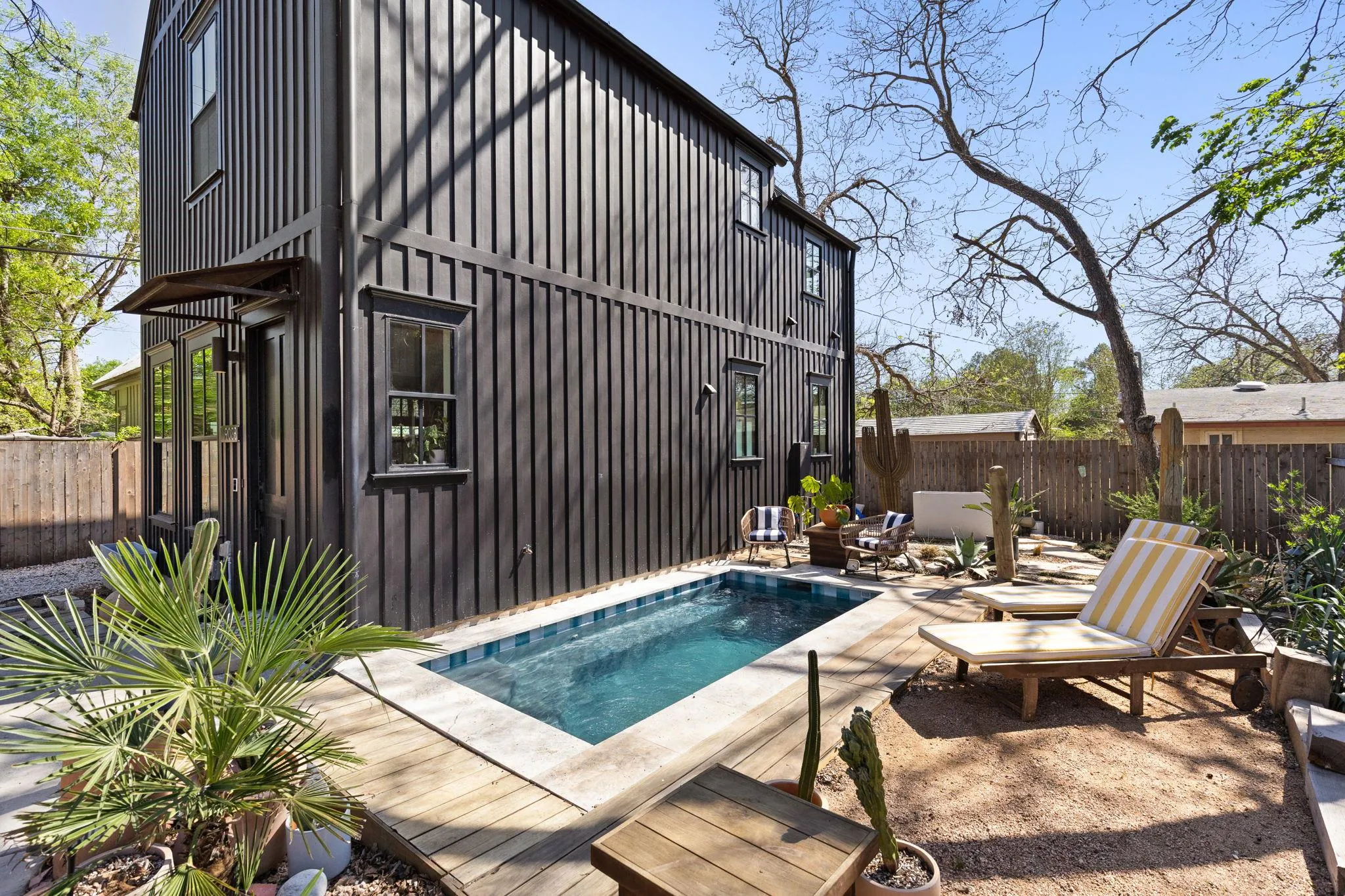 Photo of 903 MANSELL AVE #B, Austin, TX, 78702
