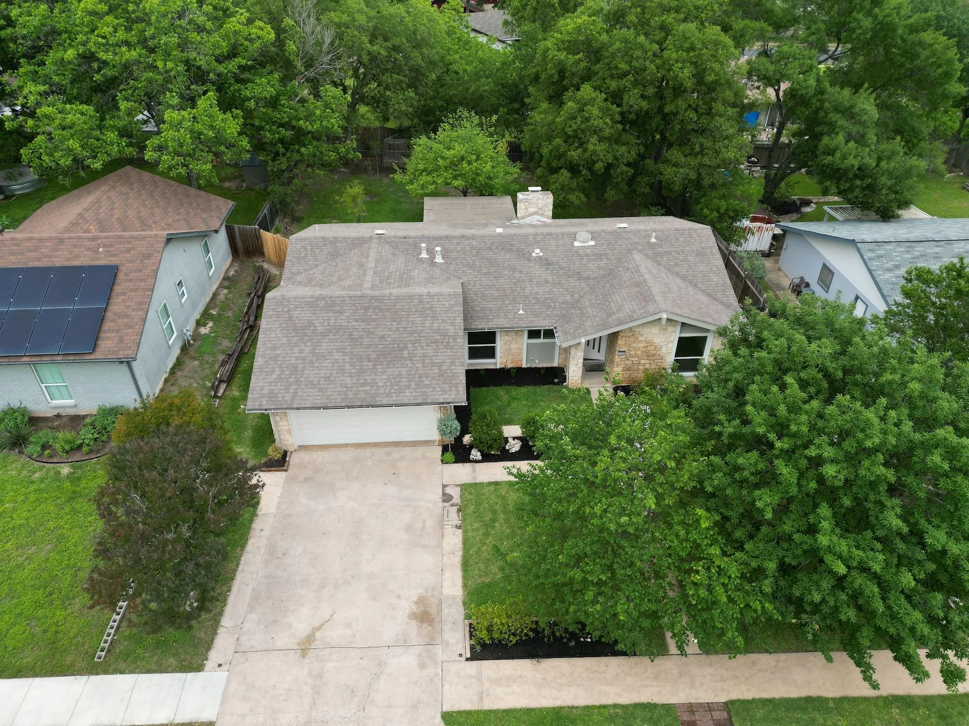 Photo 4 of 1608 SPRINGER LN