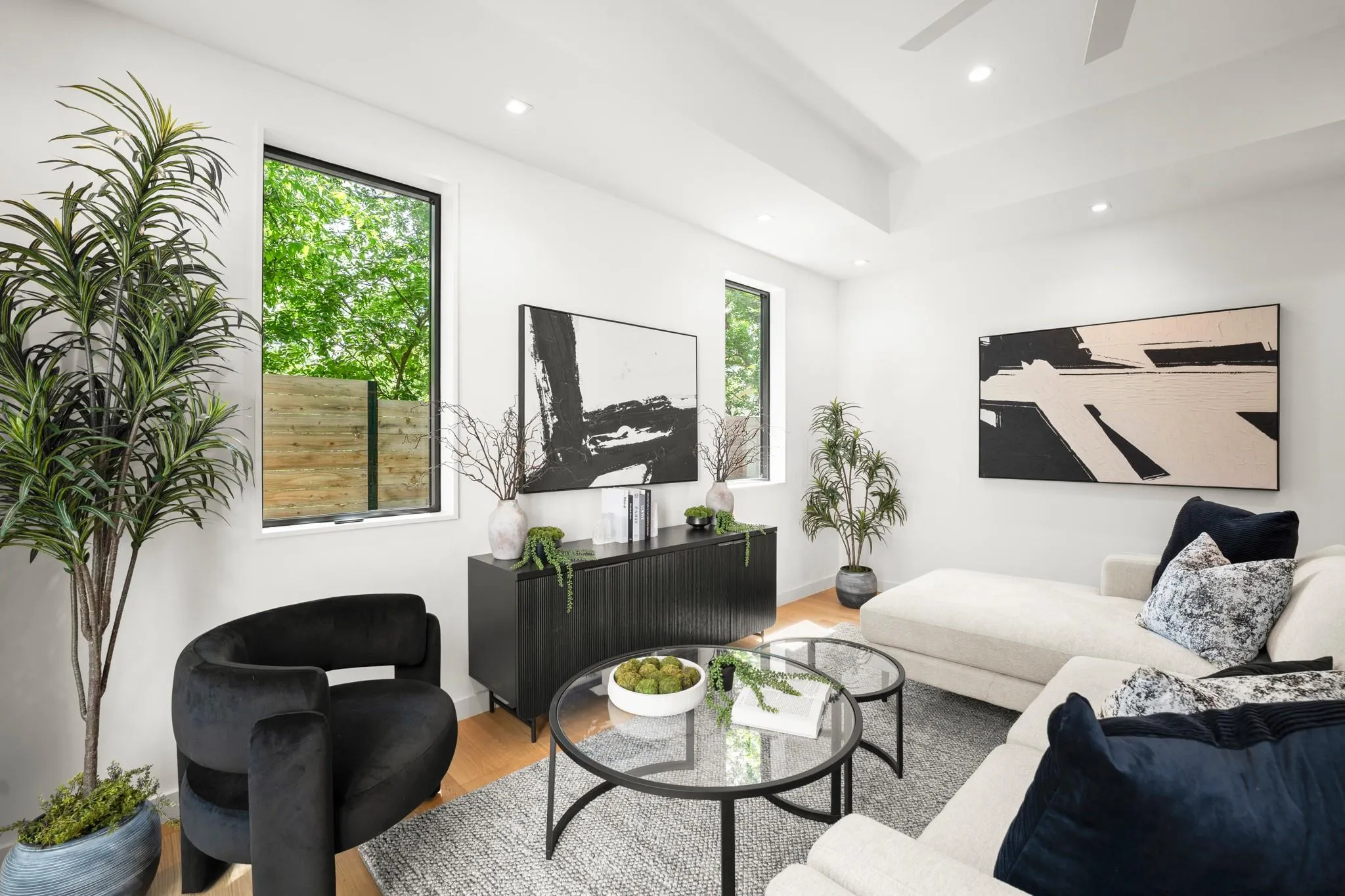 Photo 5 of 5511 JOE SAYERS AVE #B