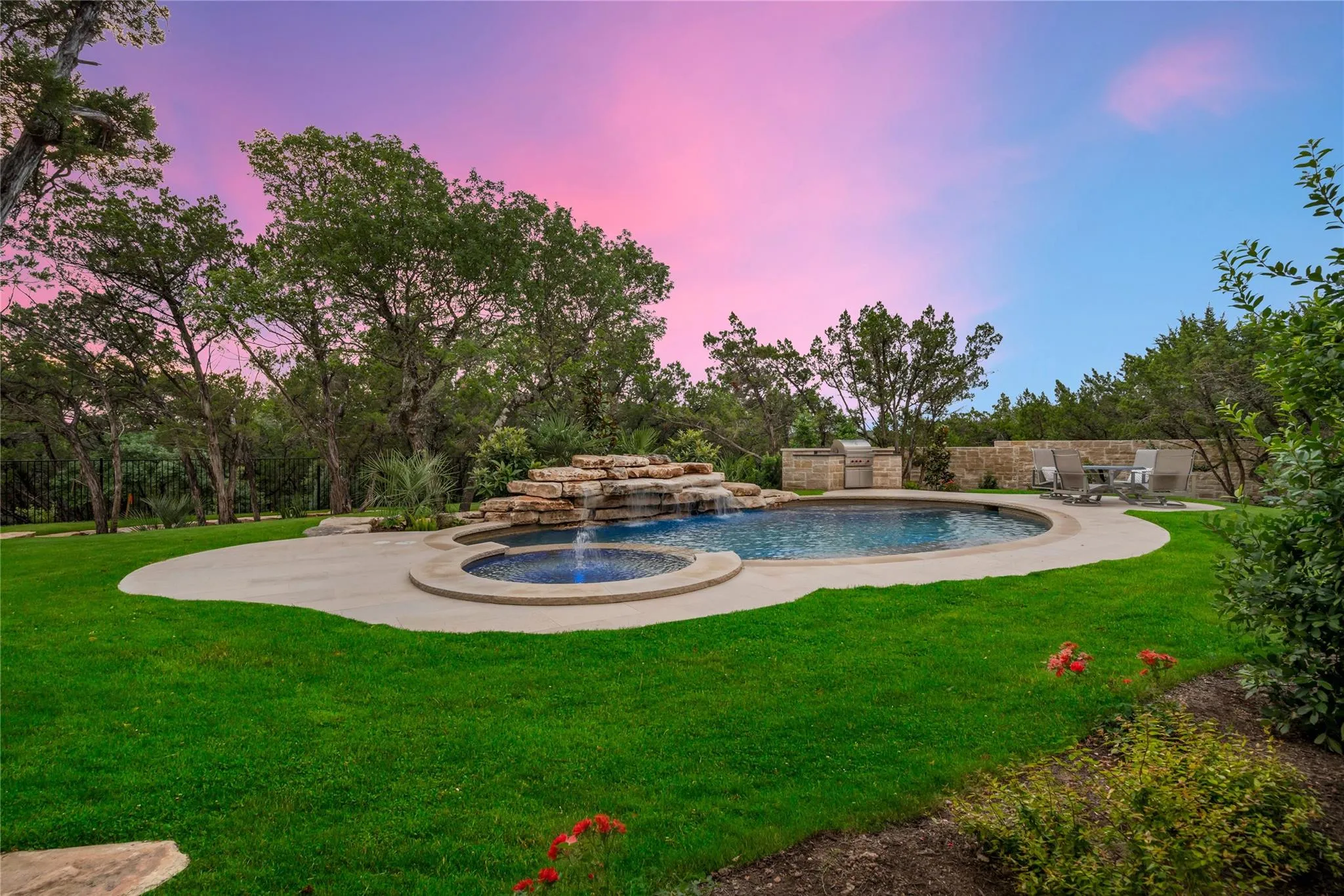 Photo 4 of 4300 AMARRA DR #6