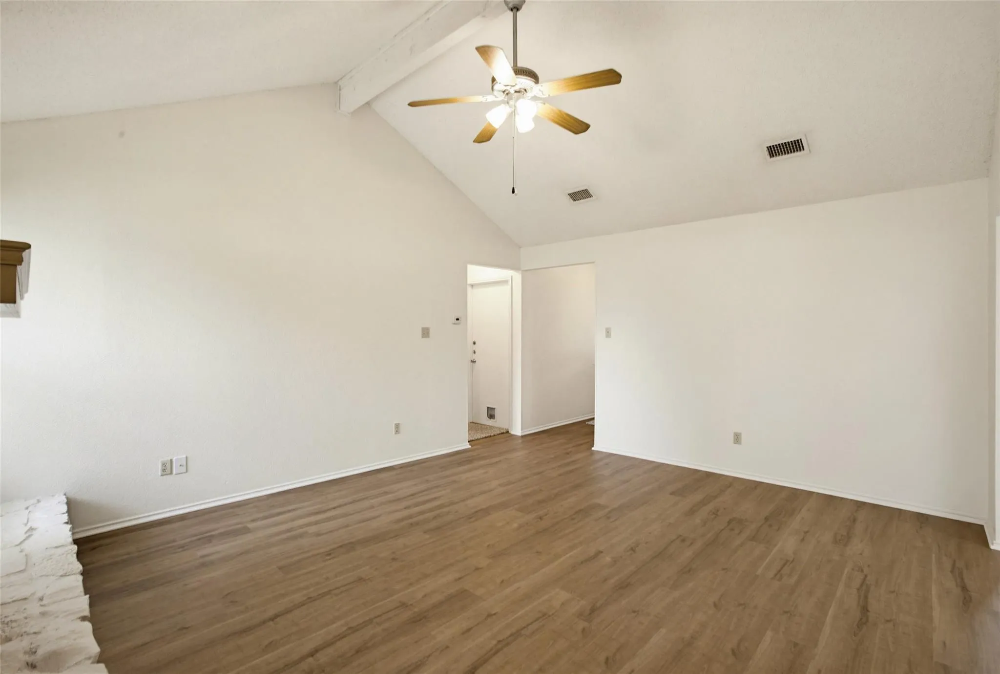 Photo 5 of 16312 EDGEMERE DR. DR