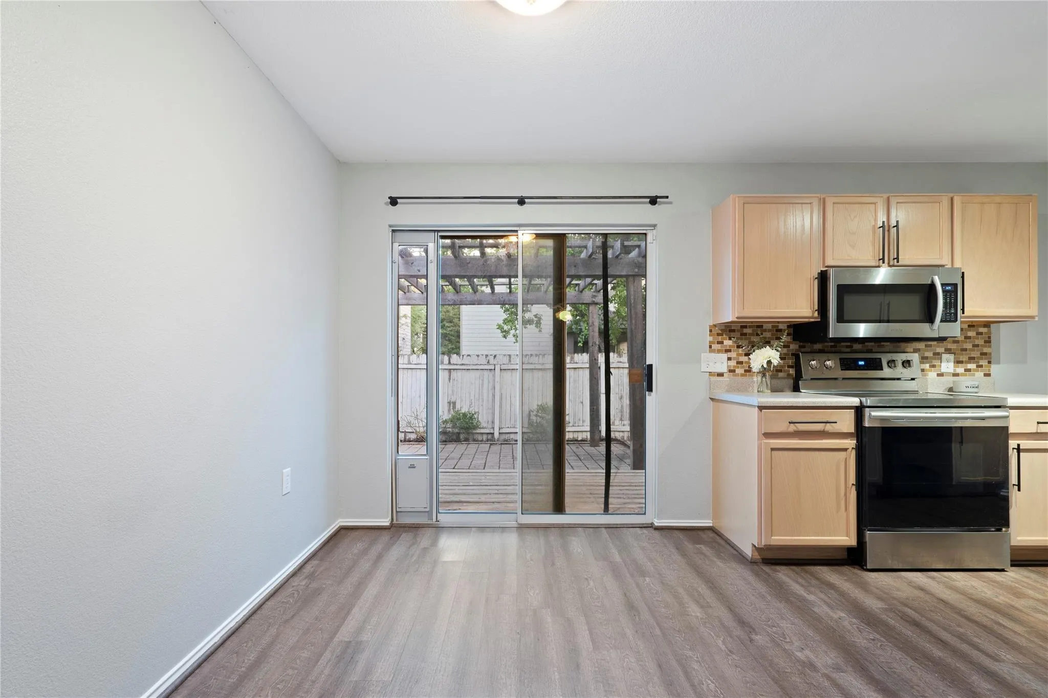 Photo 5 of 8609 CLAUDE CT