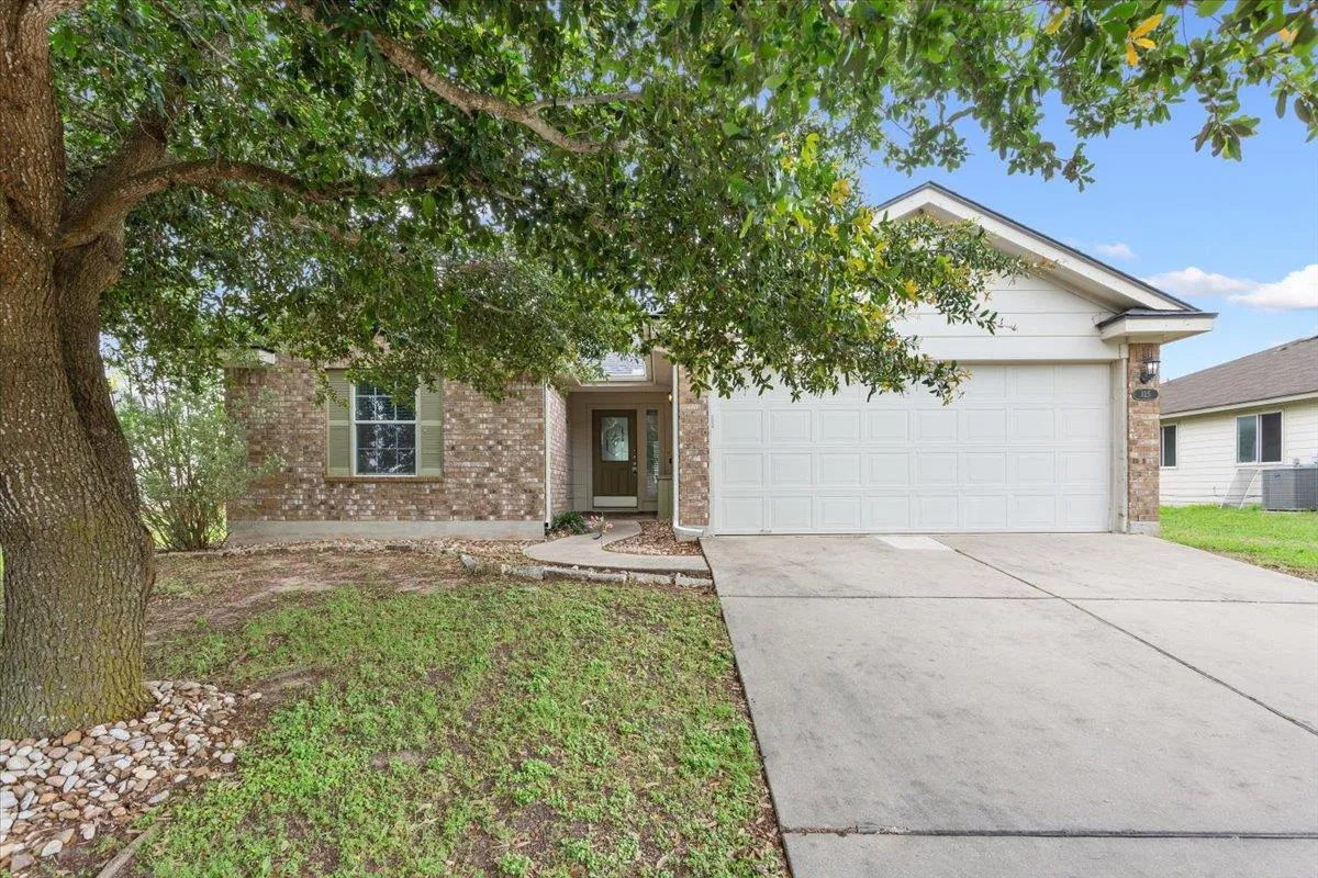 Photo of 125 BAYLISS ST, Hutto, TX, 78634