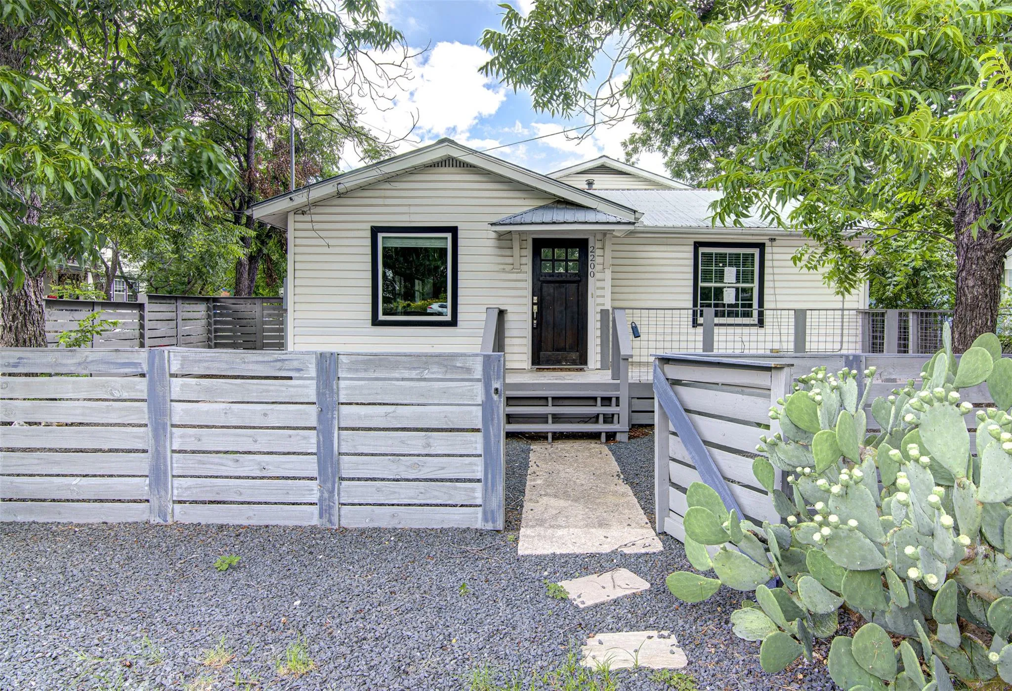 Photo of 2200 E 14TH ST, Austin, TX, 78702