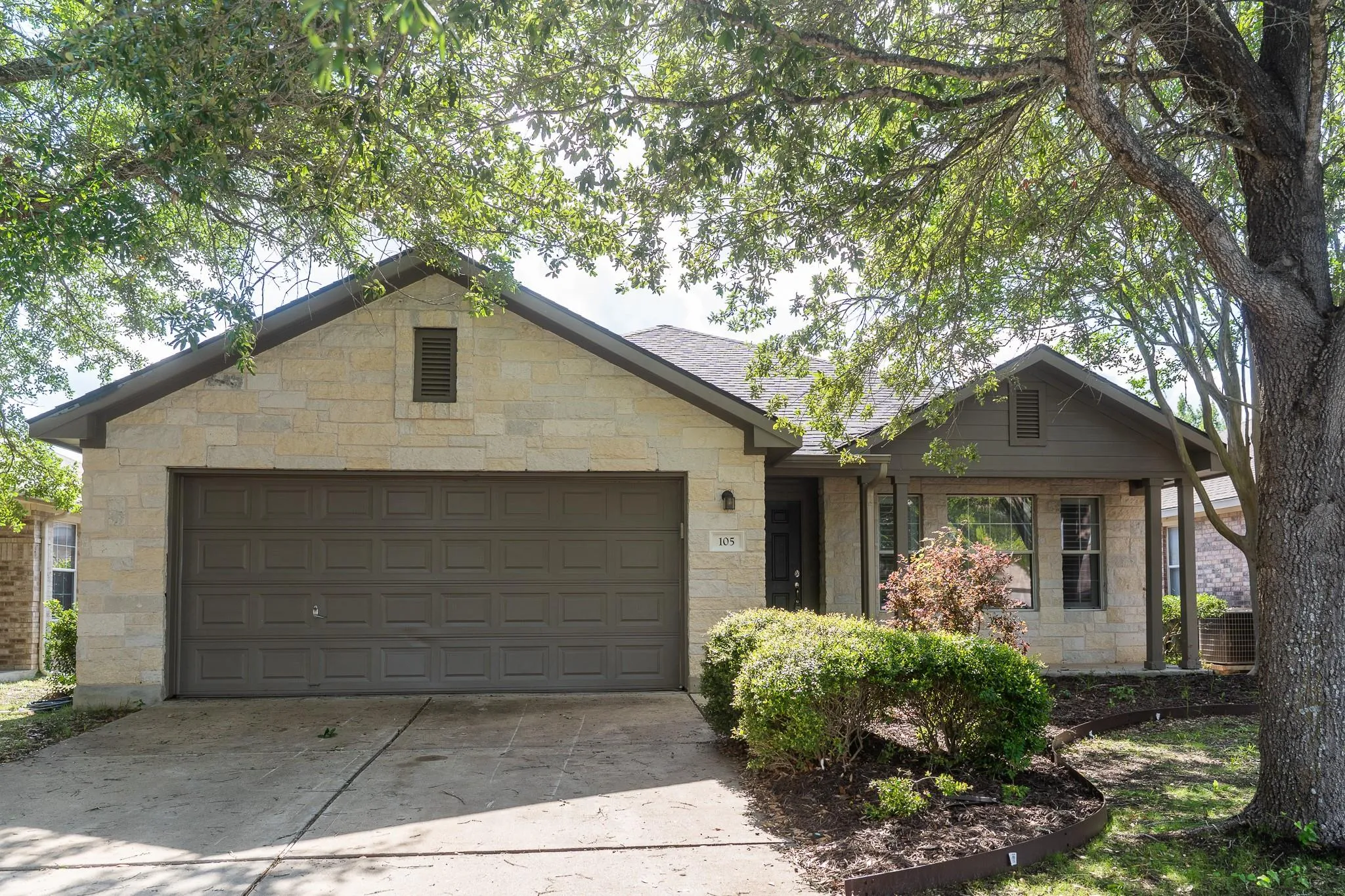 Photo of 105 REMINGTON RUN, Bastrop, TX, 78602
