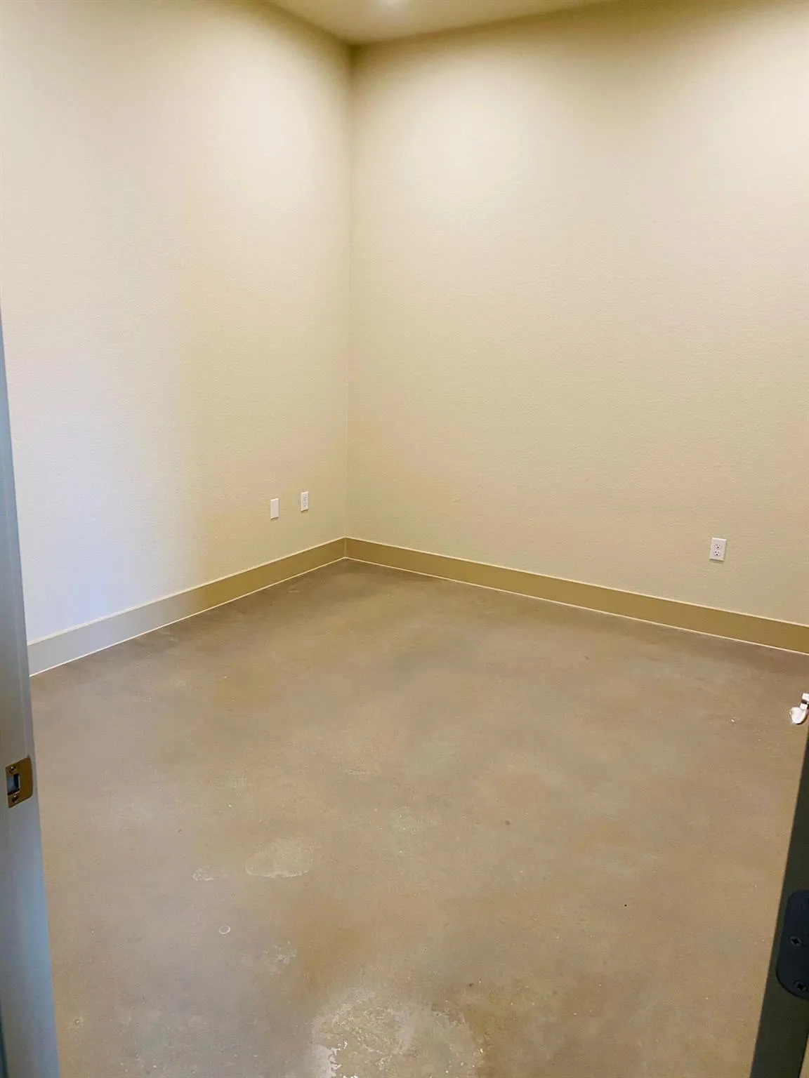 Photo of 10824 E CRYSTAL FALLS PKWY #504, Leander, TX, 78641