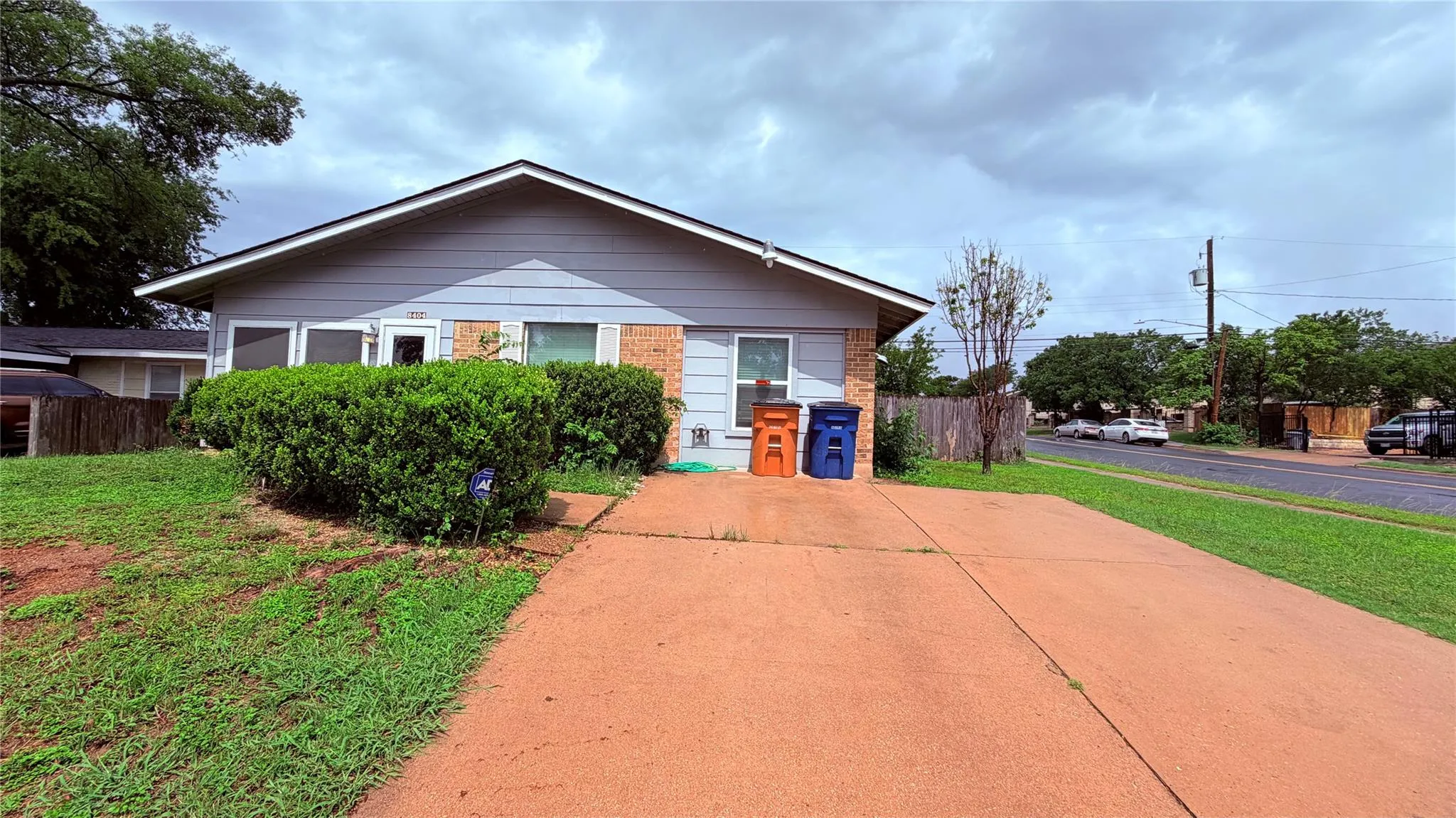 Photo of 8404 MAINE DR, Austin, TX, 78758