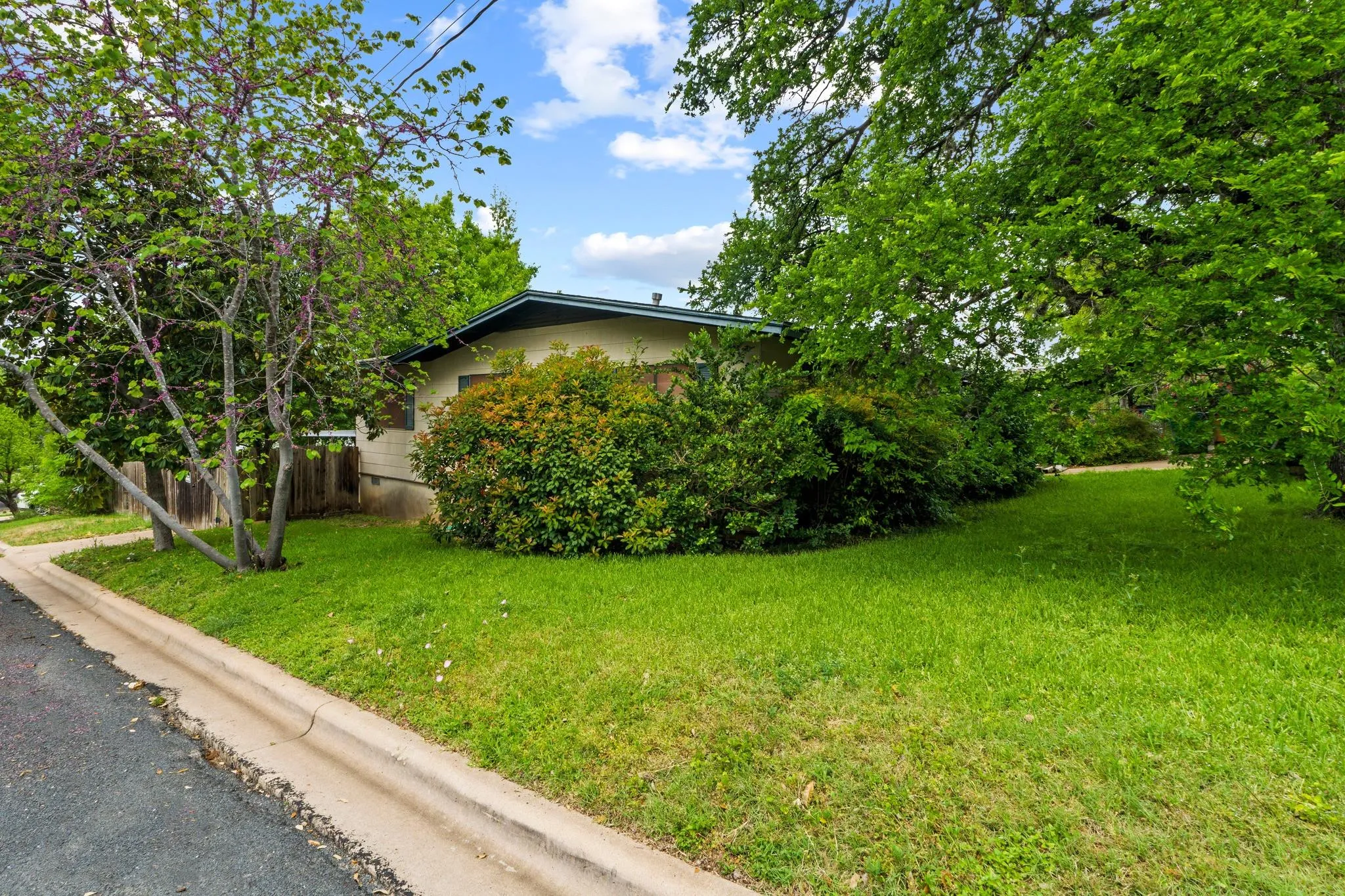 Photo 5 of 2506 RAE DELL AVE