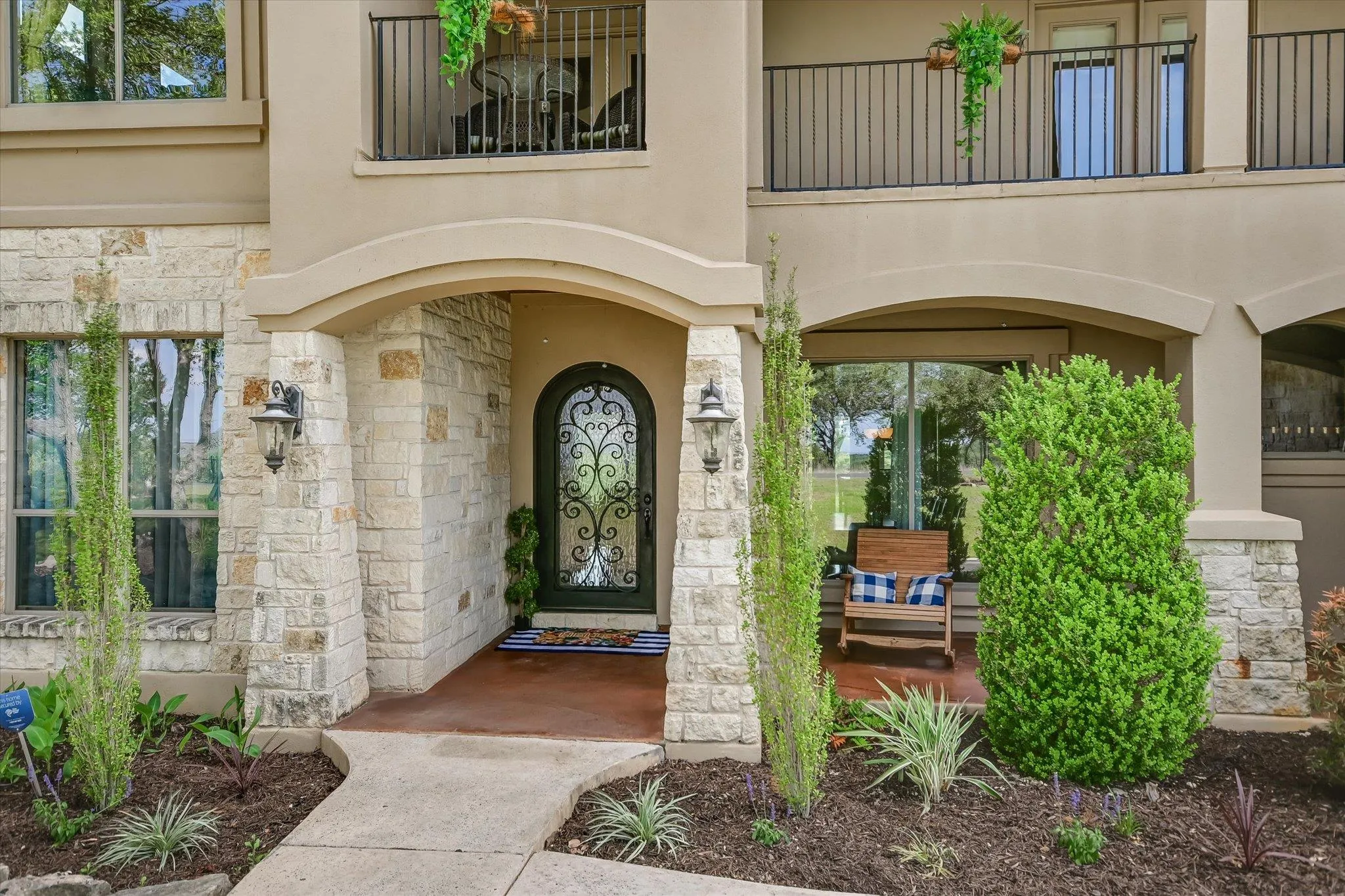 Photo 4 of 20409 CORDILL LN