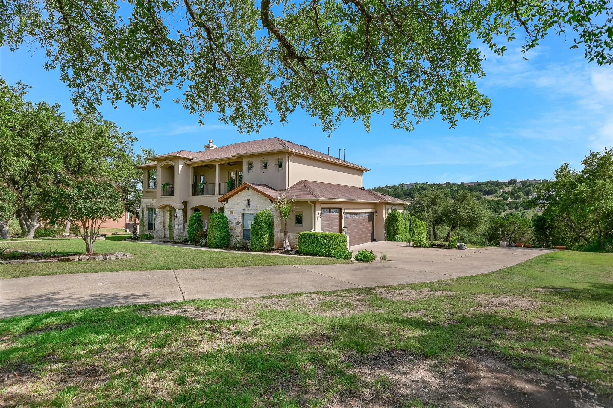 Photo 3 of 20409 CORDILL LN