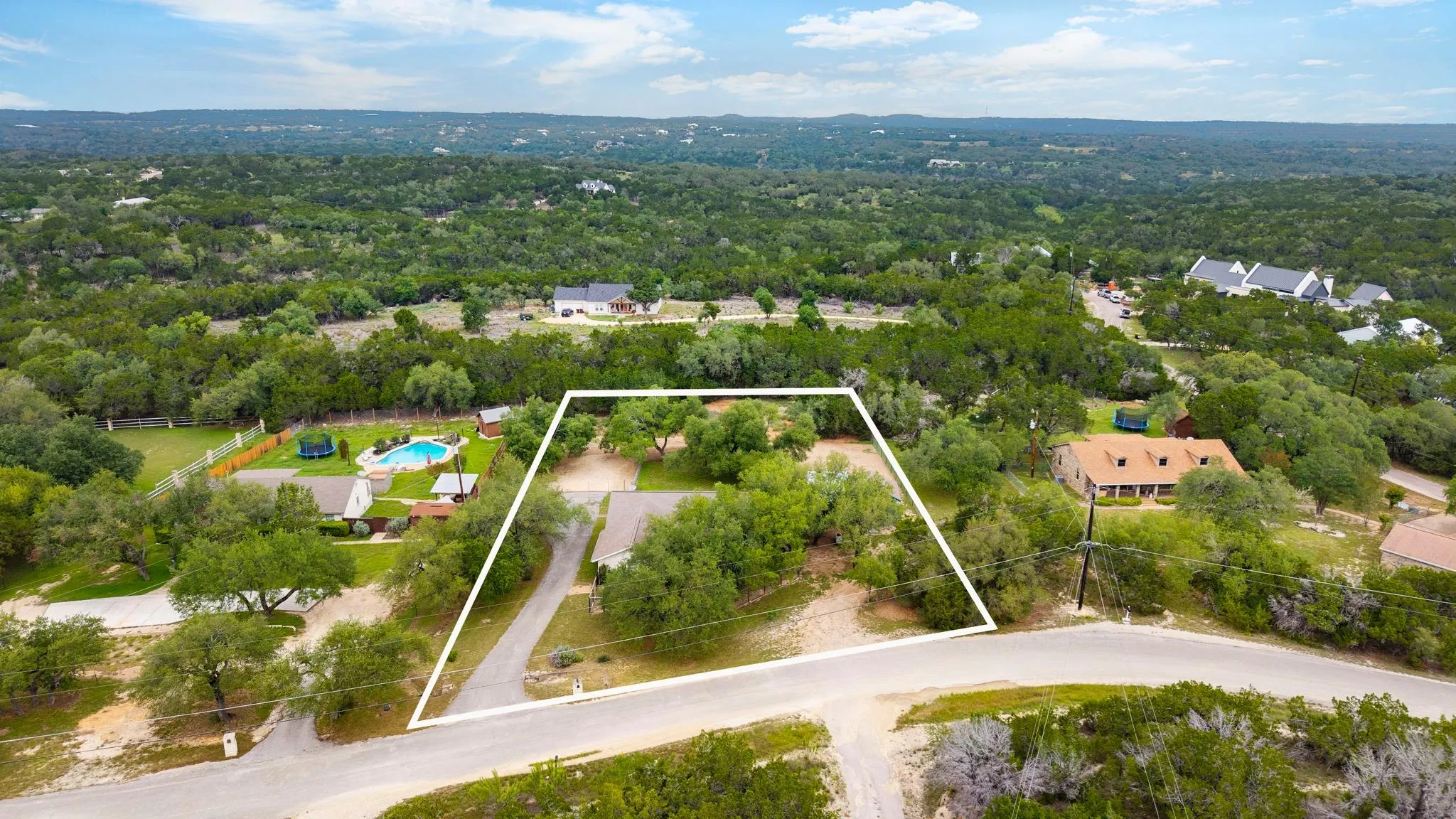 Photo of 2110 SPRING VALLEY DR, Dripping Springs, TX, 78620
