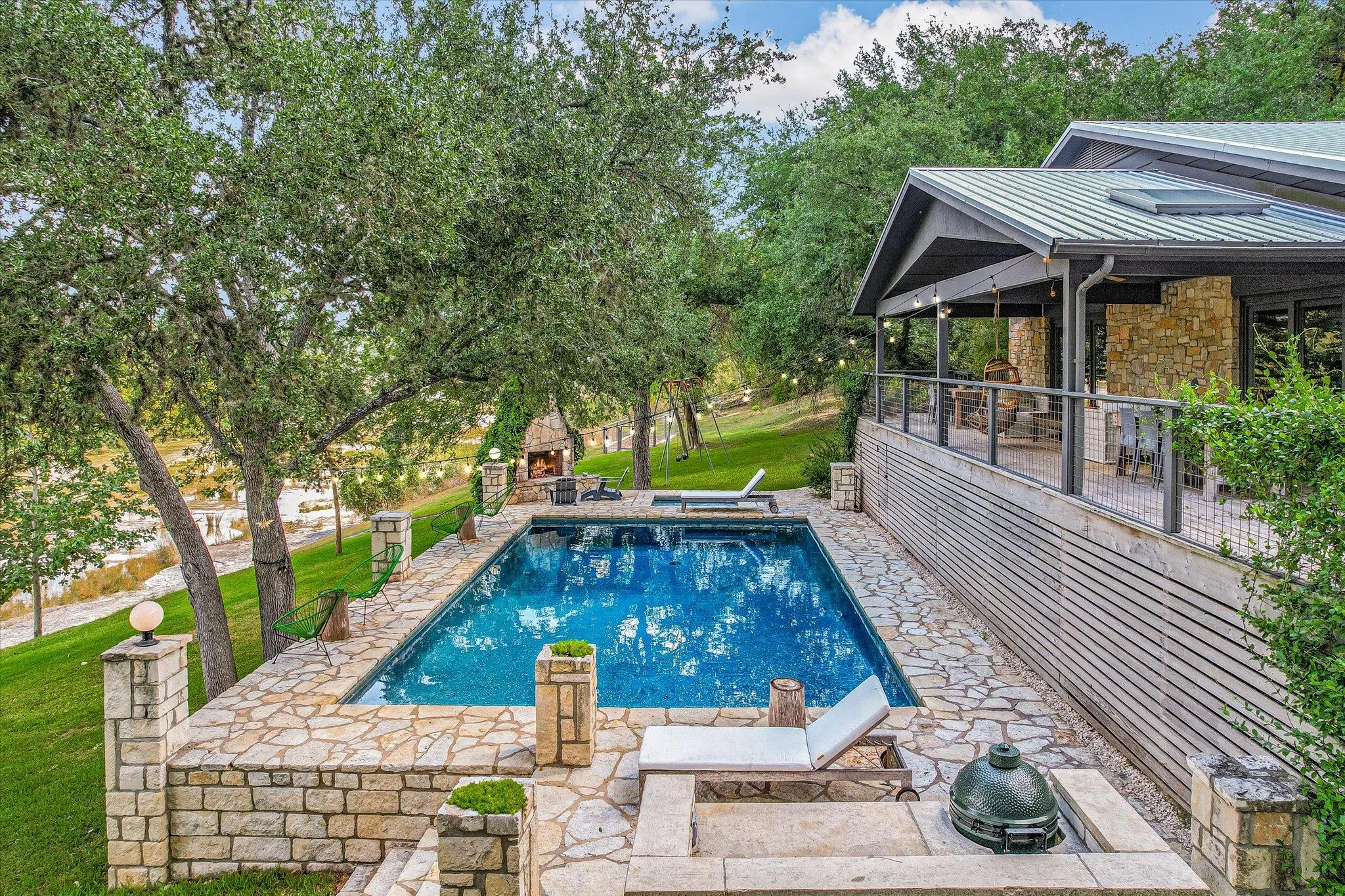 Photo of 1121 HIDDEN VALLEY RD, Wimberley, TX, 78676