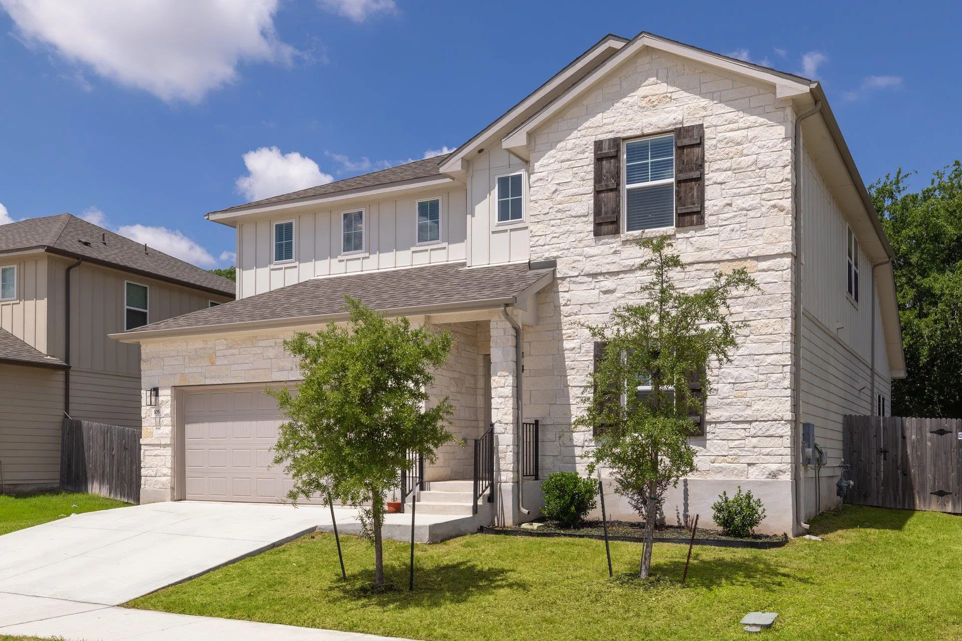 Photo 4 of 105 GREENSPIRE DOWNS DR