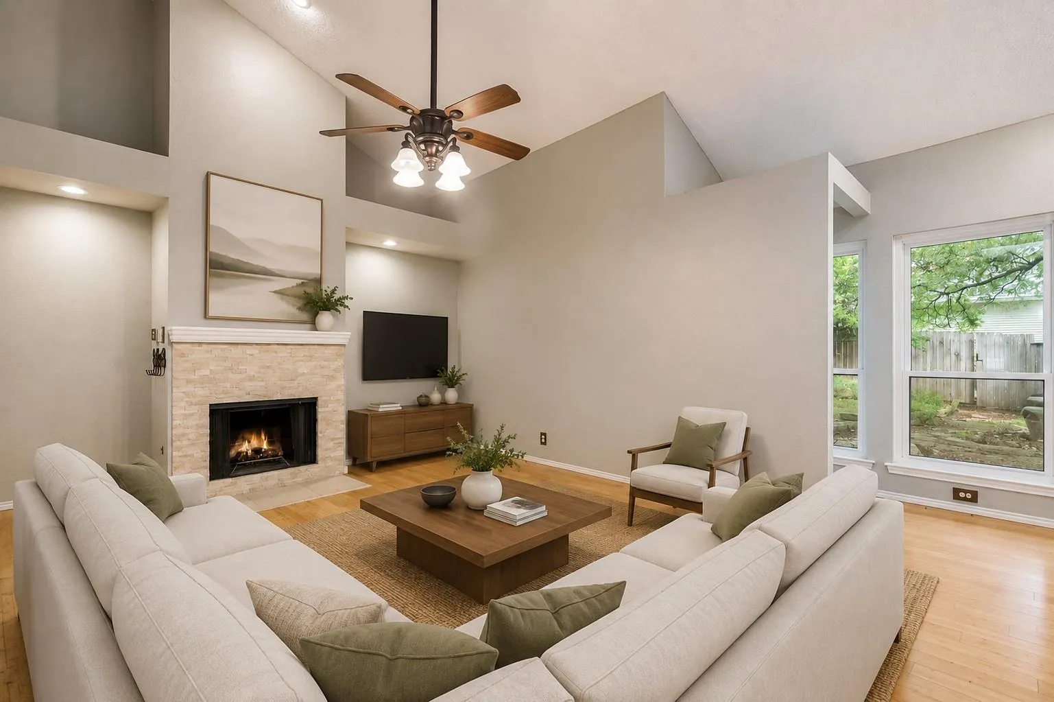 Photo 2 of 3809 SPICEWOOD SPRINGS RD #127