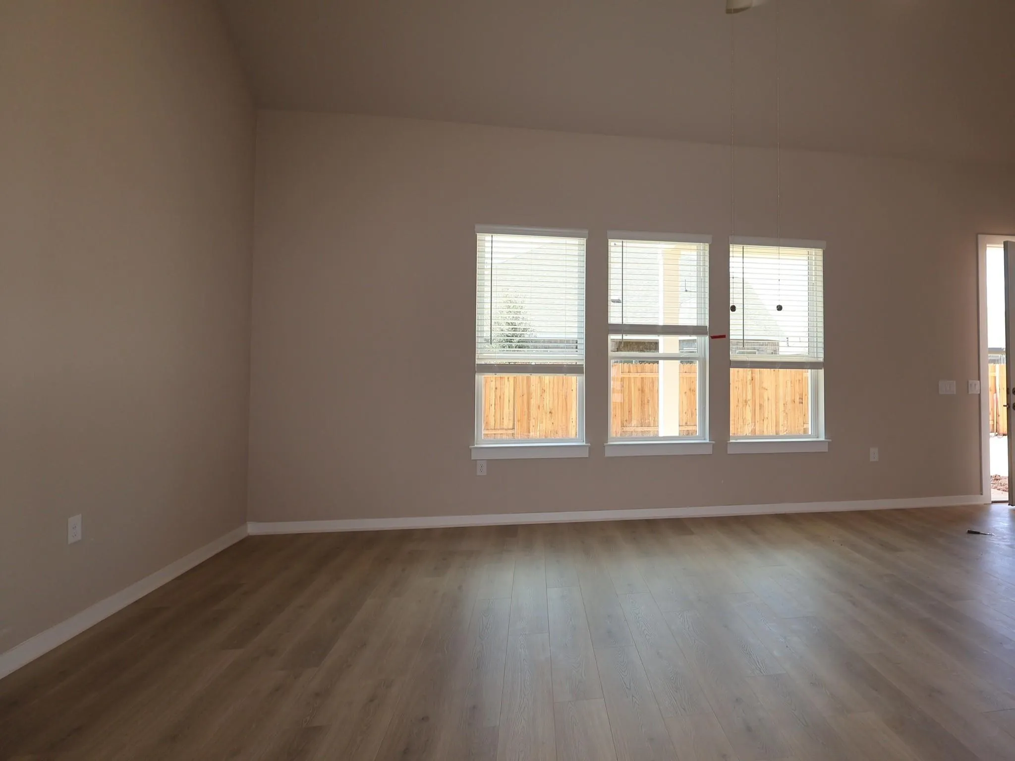 Photo 3 of 326 CALLAHAN LOOP