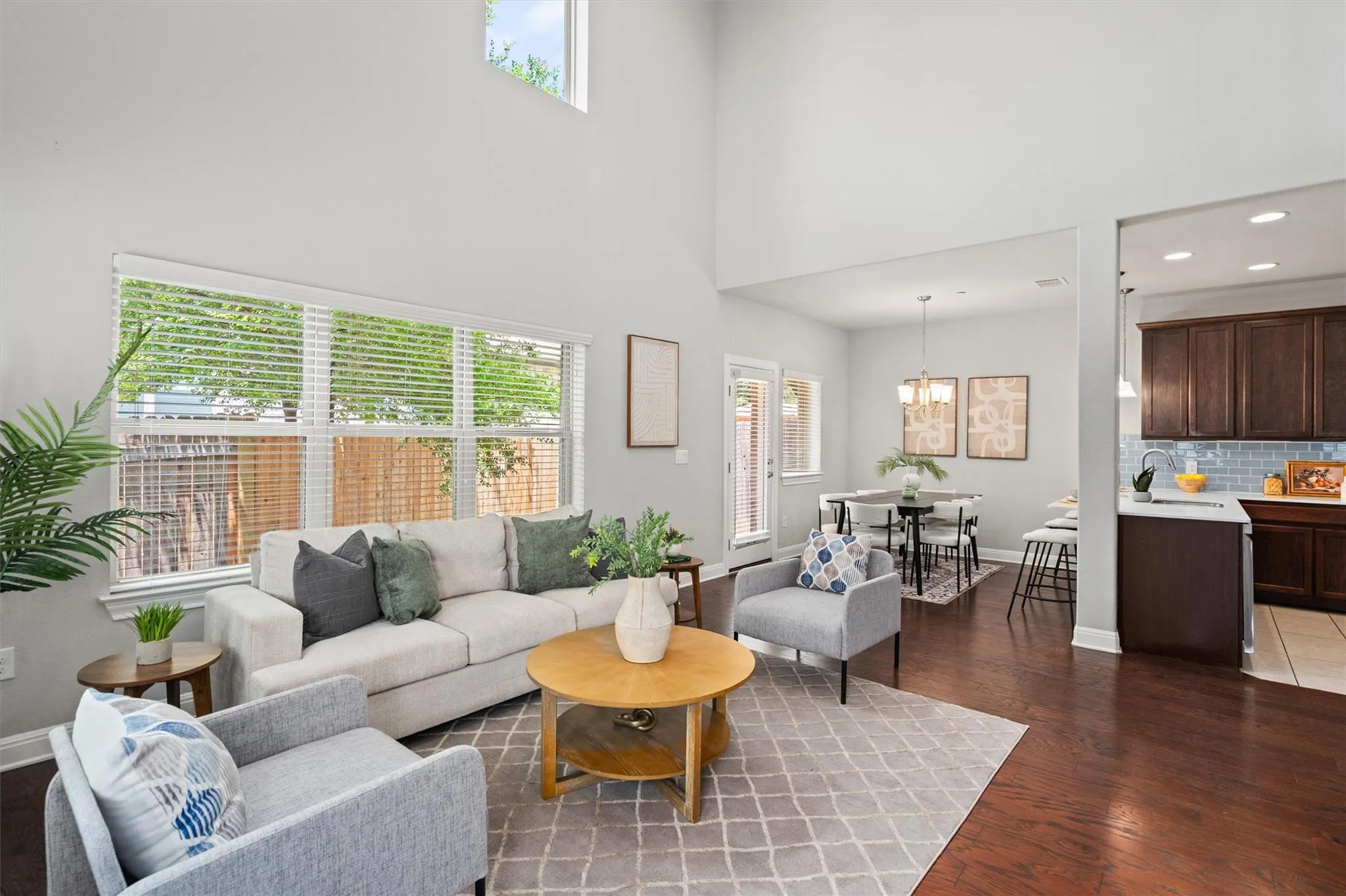 Photo 3 of 12900 MICHELANGELO ST #401