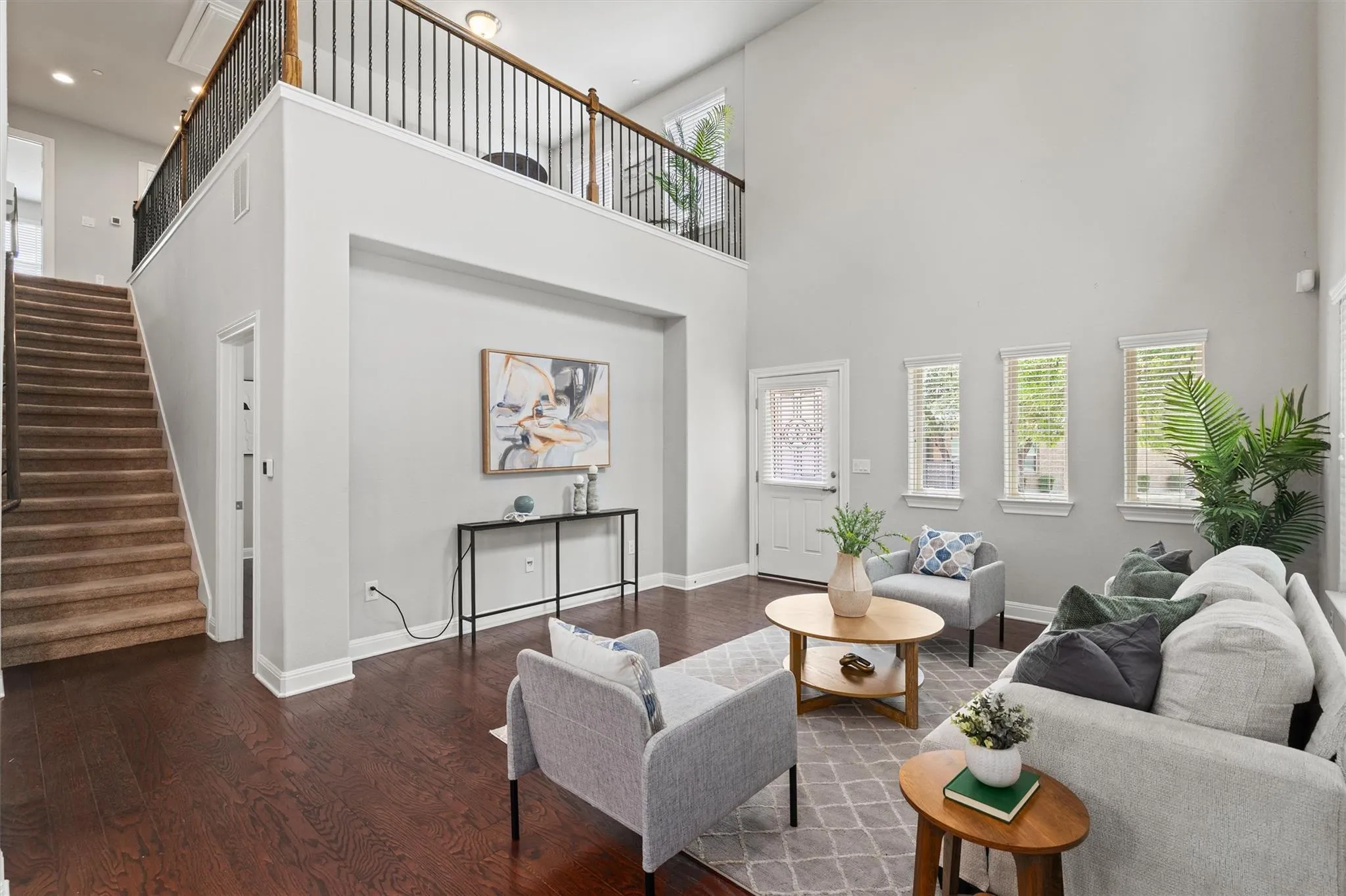 Photo 2 of 12900 MICHELANGELO ST #401