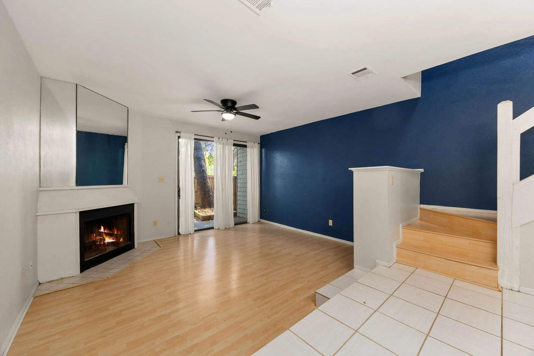 Photo 5 of 7122 WOOD HOLLOW DR #86