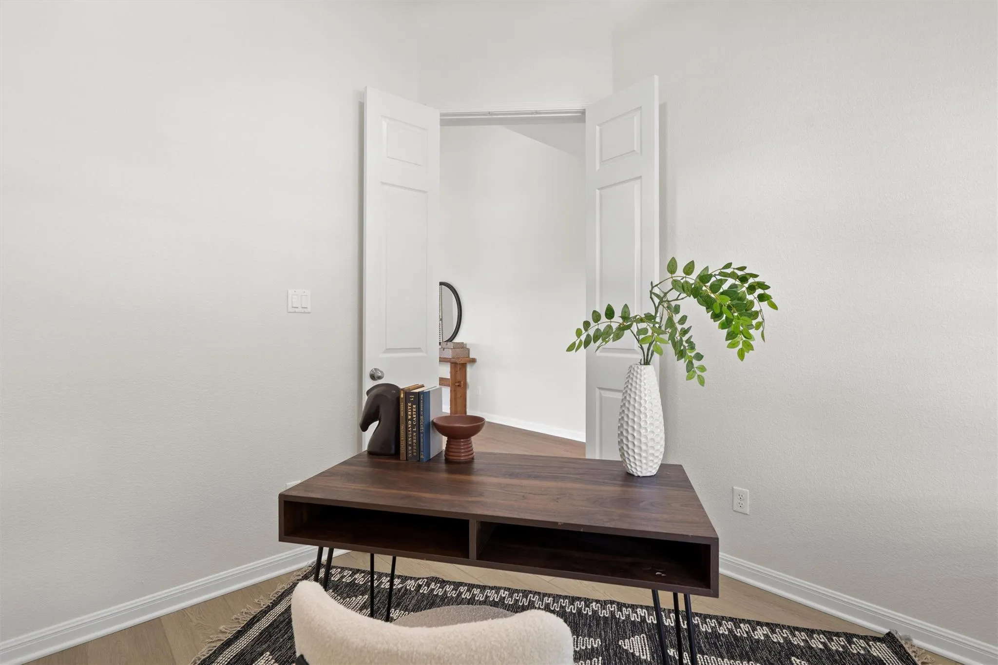 Photo 5 of 1128 CLEARWING CIR