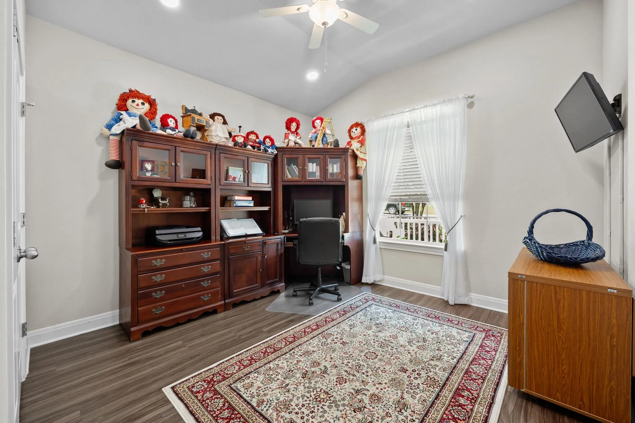 Photo 5 of 2105 PRAIRIE OAKS DR