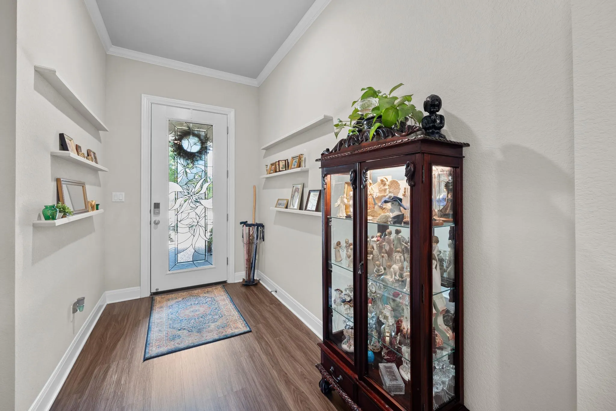 Photo 4 of 2105 PRAIRIE OAKS DR