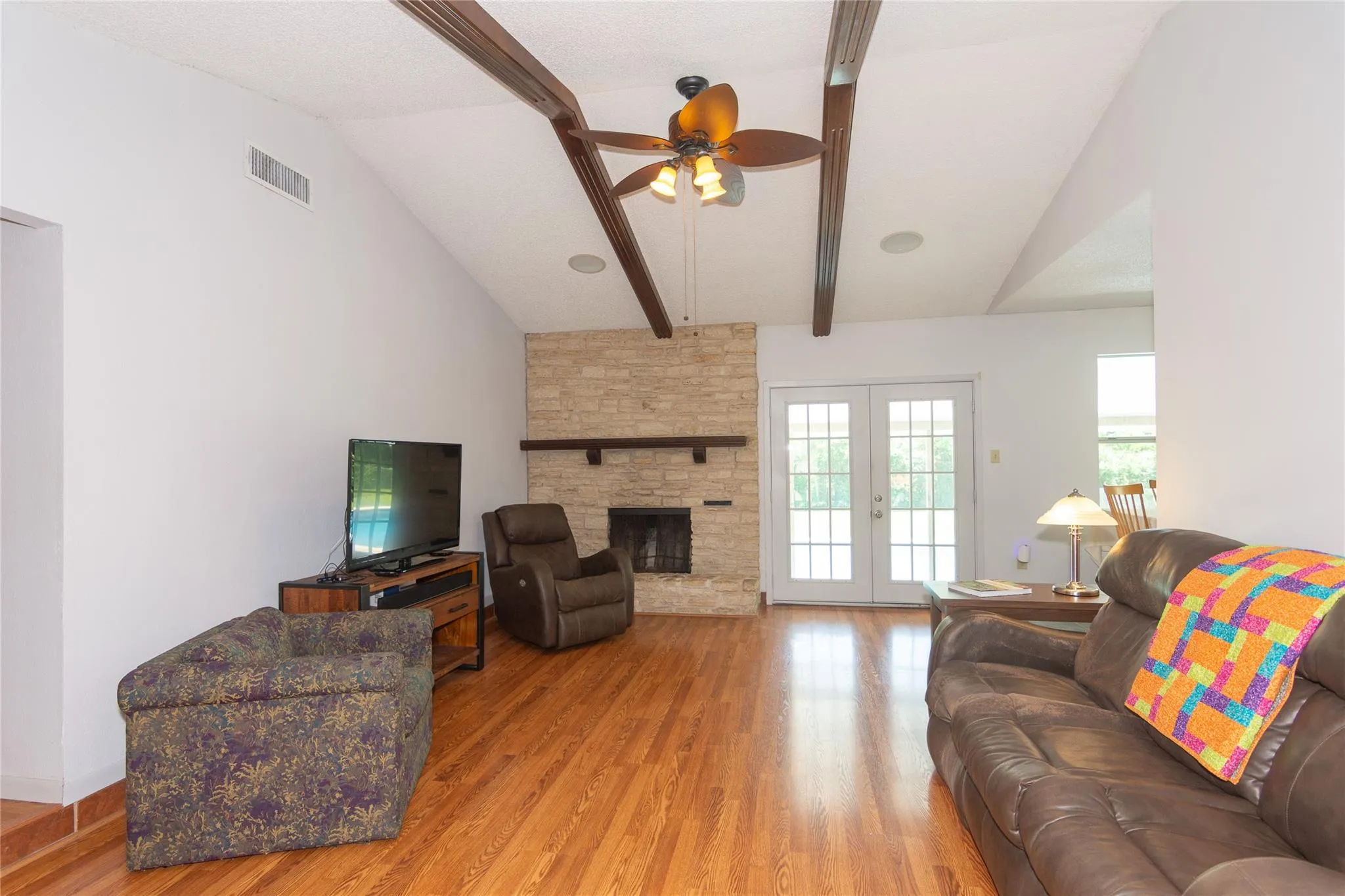 Photo 5 of 1414 SHENANDOAH DR