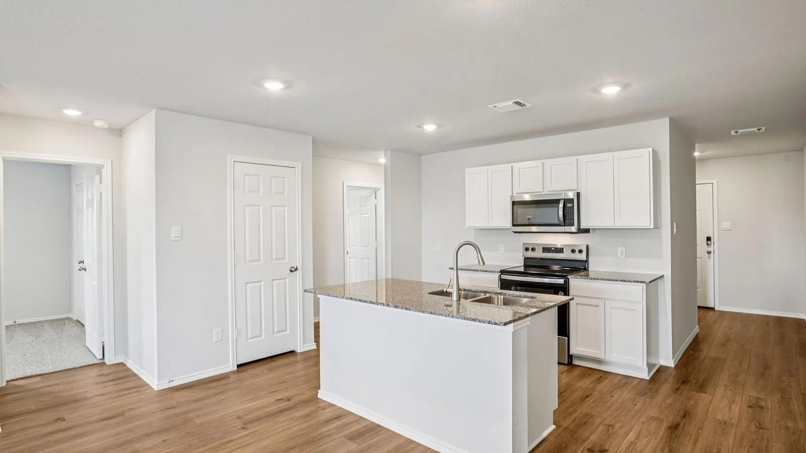 Photo 3 of 148 WYATT WAY