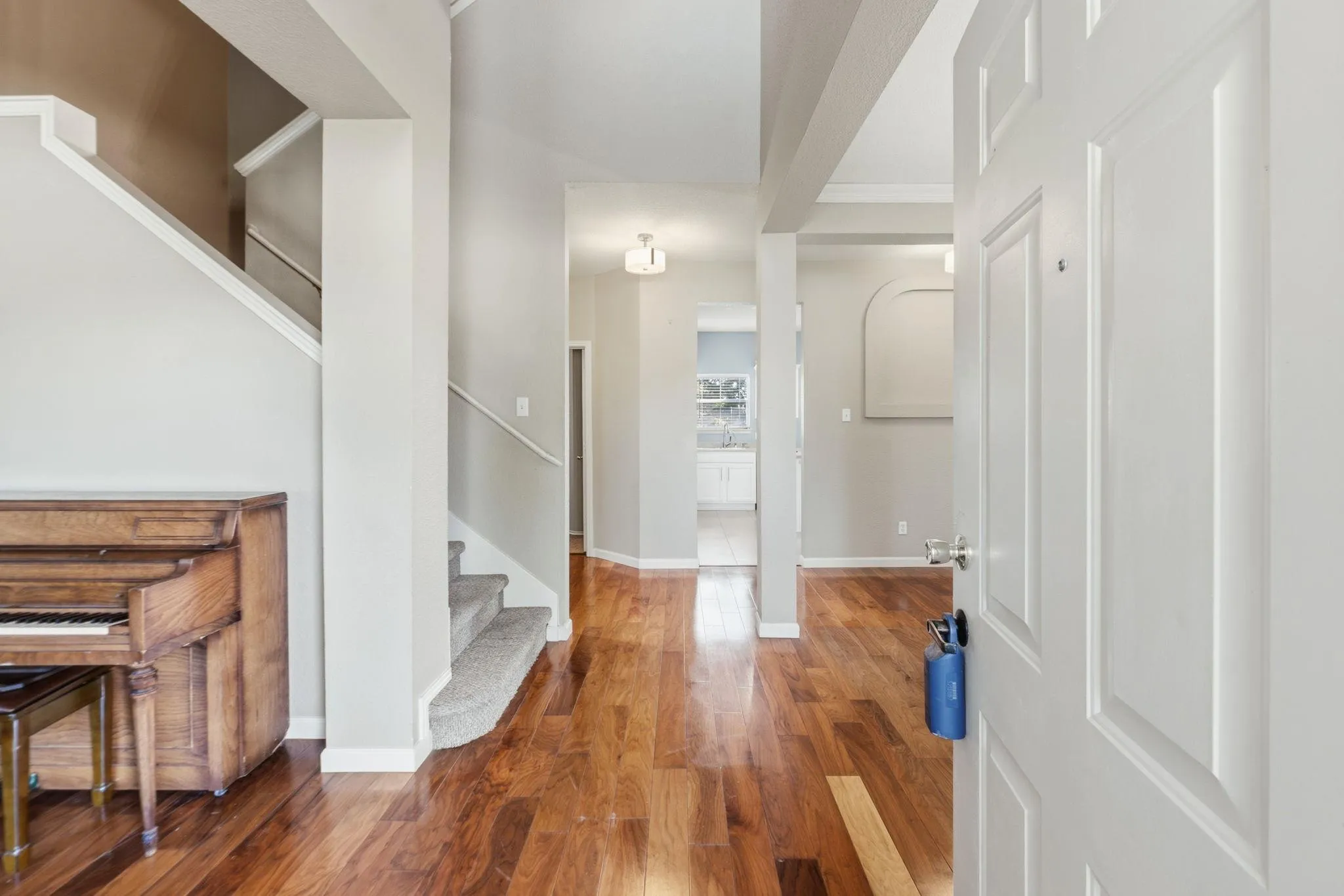 Photo 4 of 14716 BRUNO CIR