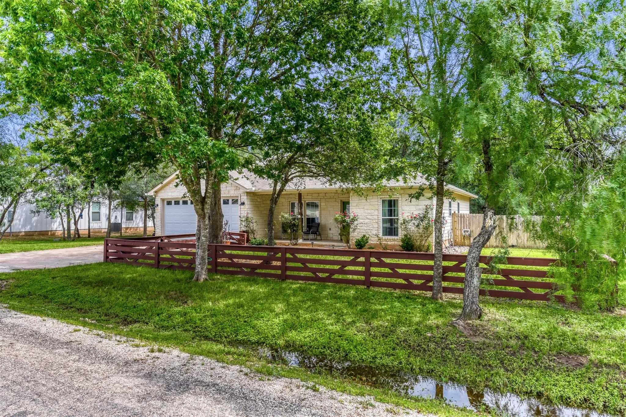 Photo of 115 MOKULUA LN, Bastrop, TX, 78602