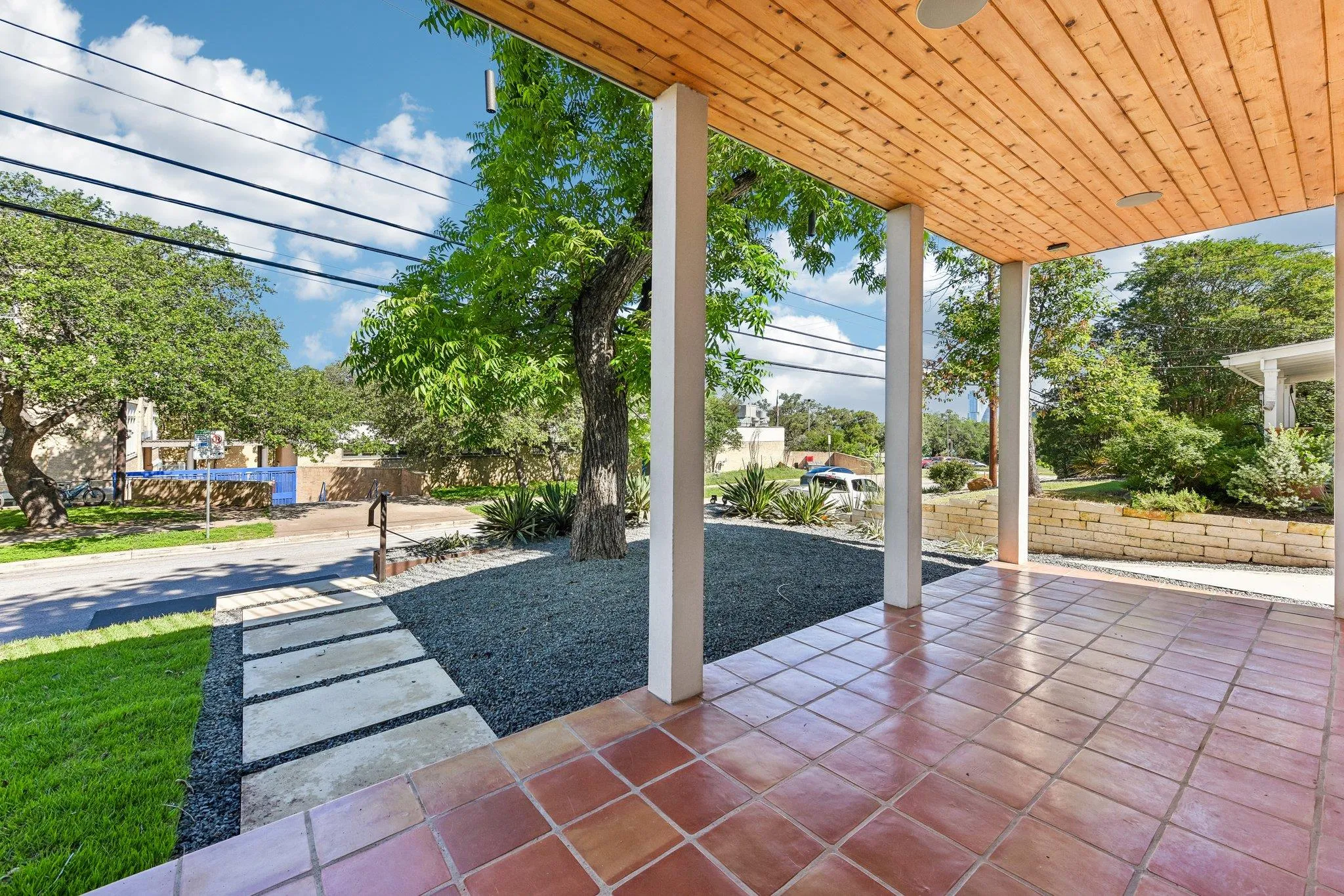 Photo 4 of 1915 BRACKENRIDGE ST