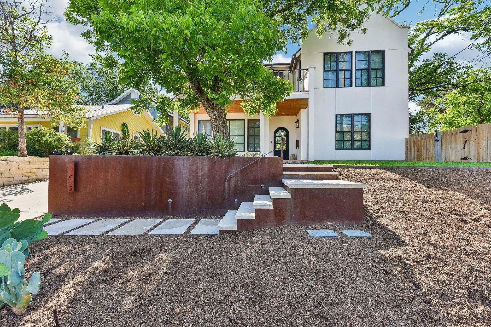 Photo of 1915 BRACKENRIDGE ST, Austin, 78704