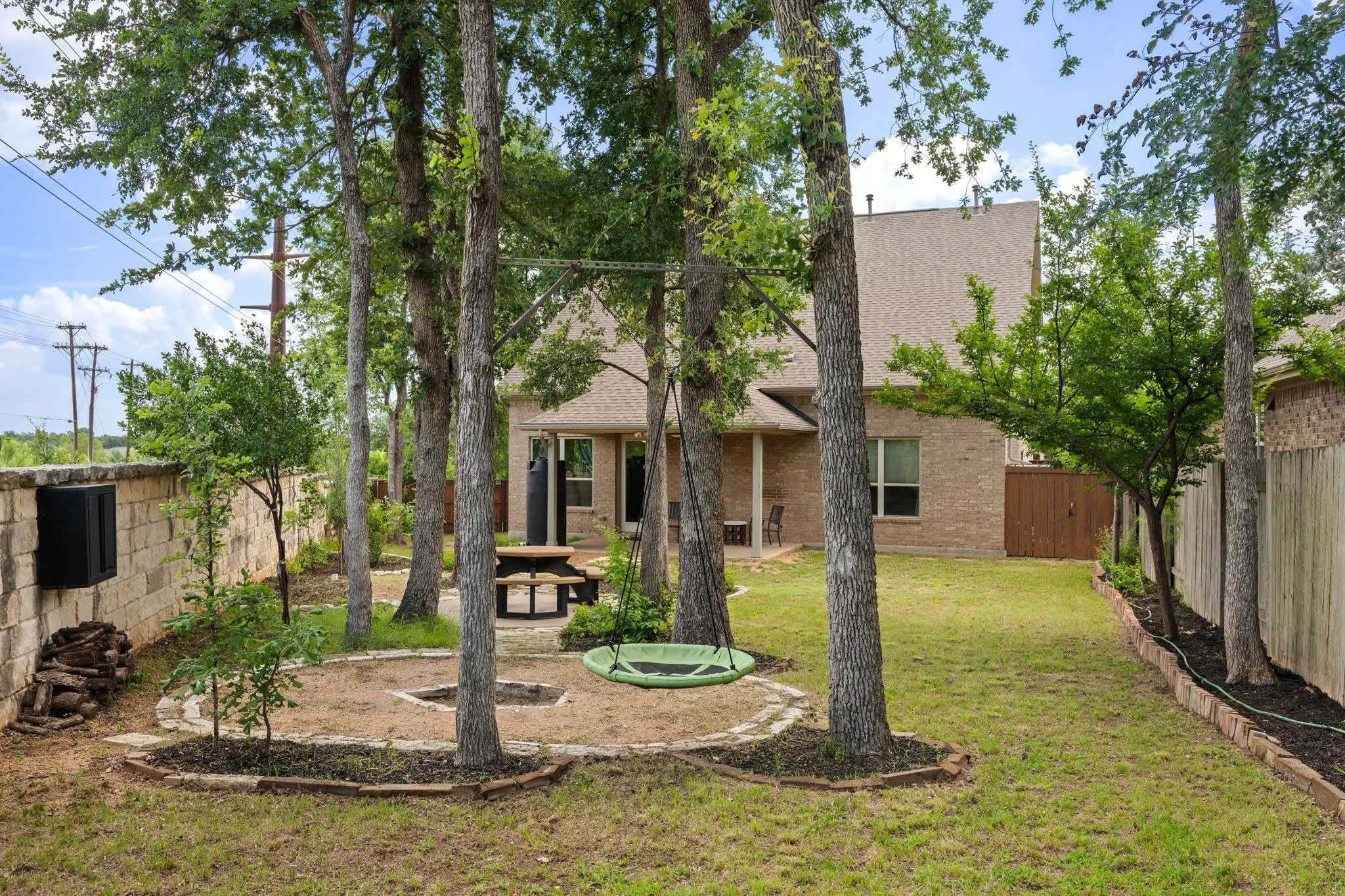 Photo 4 of 14312 TYBURN TRL