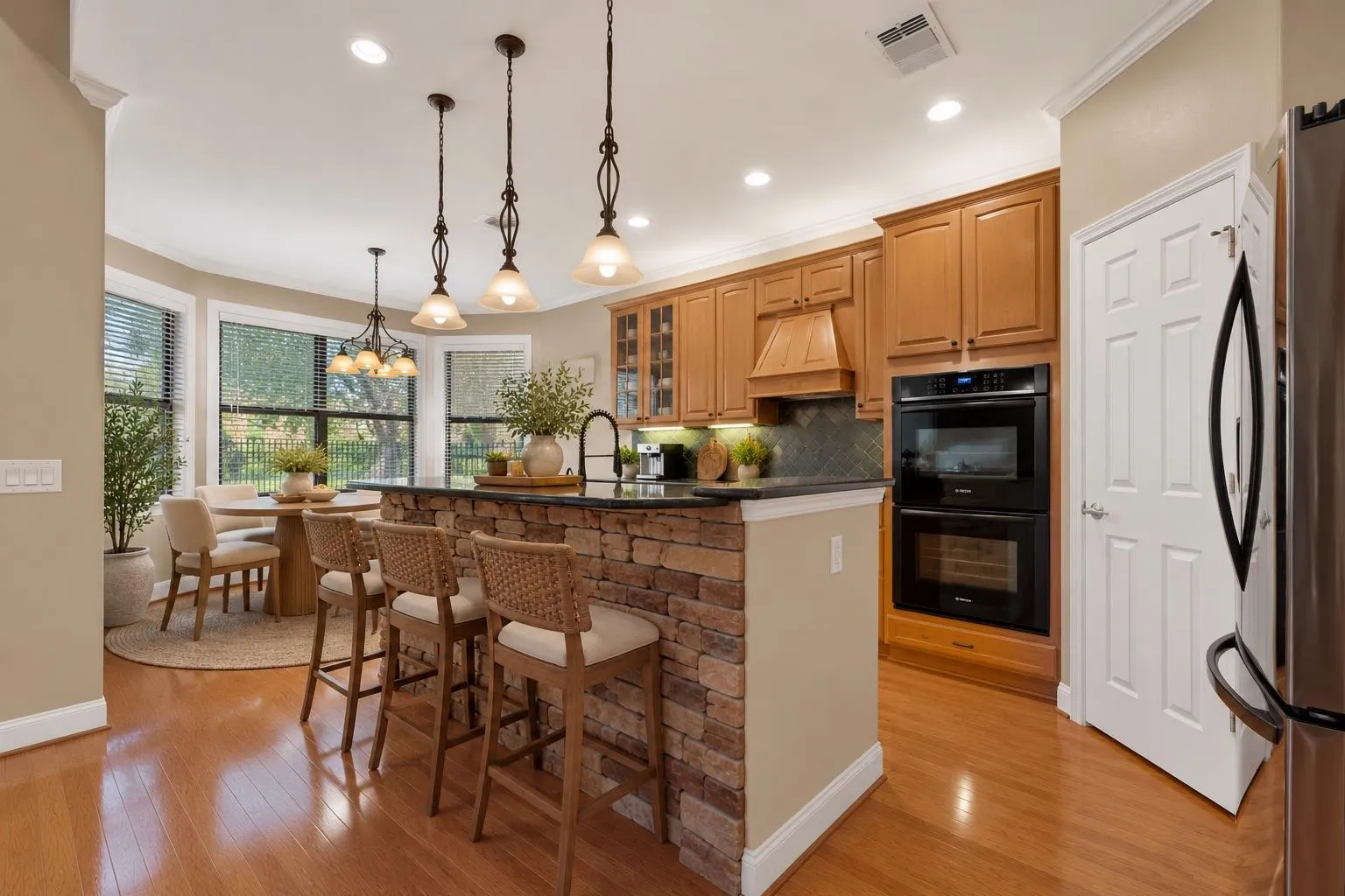Photo 3 of 13933 ASHTON WOODS CIR #71