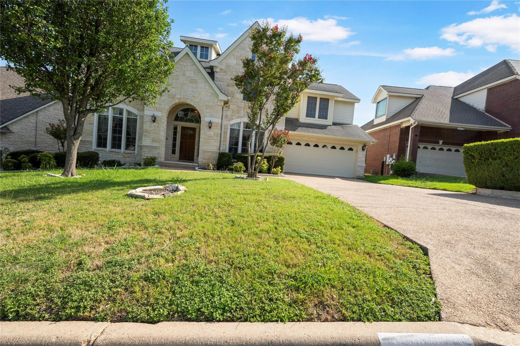 Photo 3 of 10025 DIANELLA LN