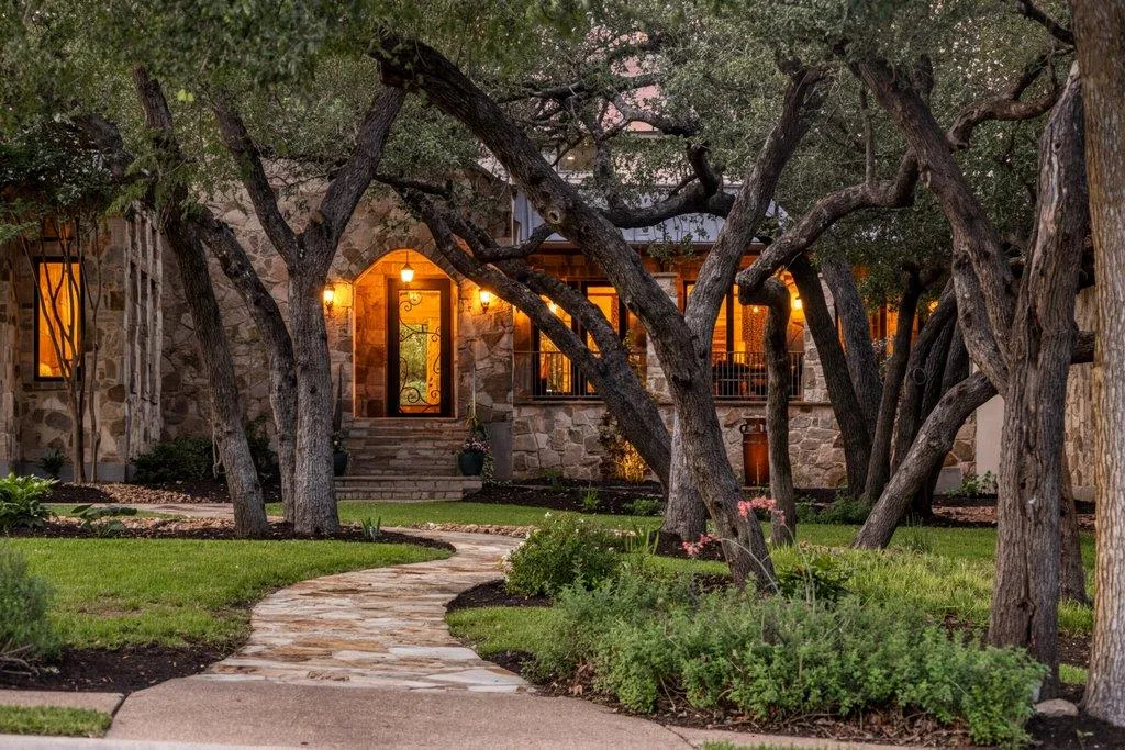 Photo of 10500 MILKY WAY, Austin, 78730