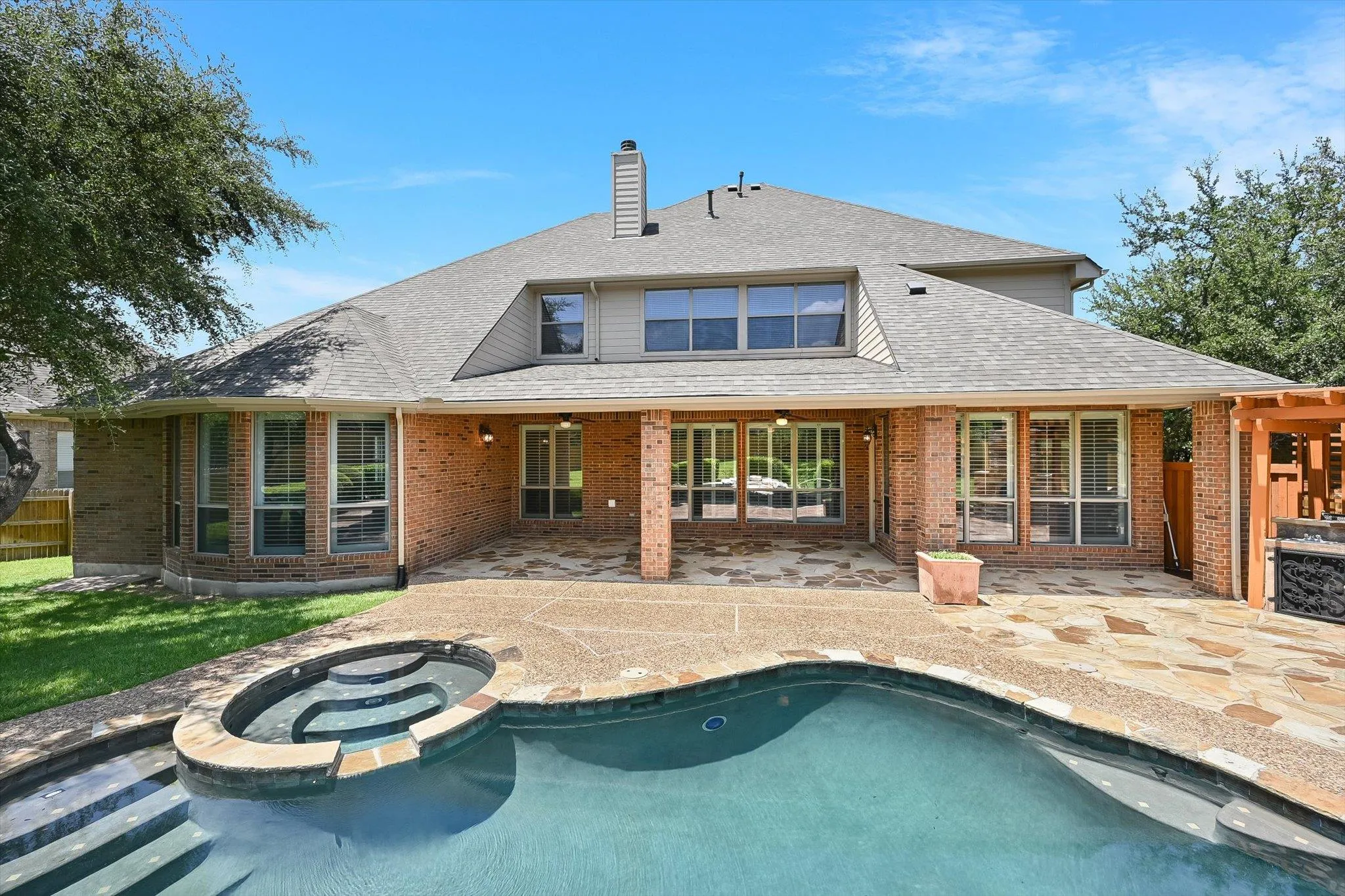 Photo of 560 ASPEN DR, Austin, TX, 78737