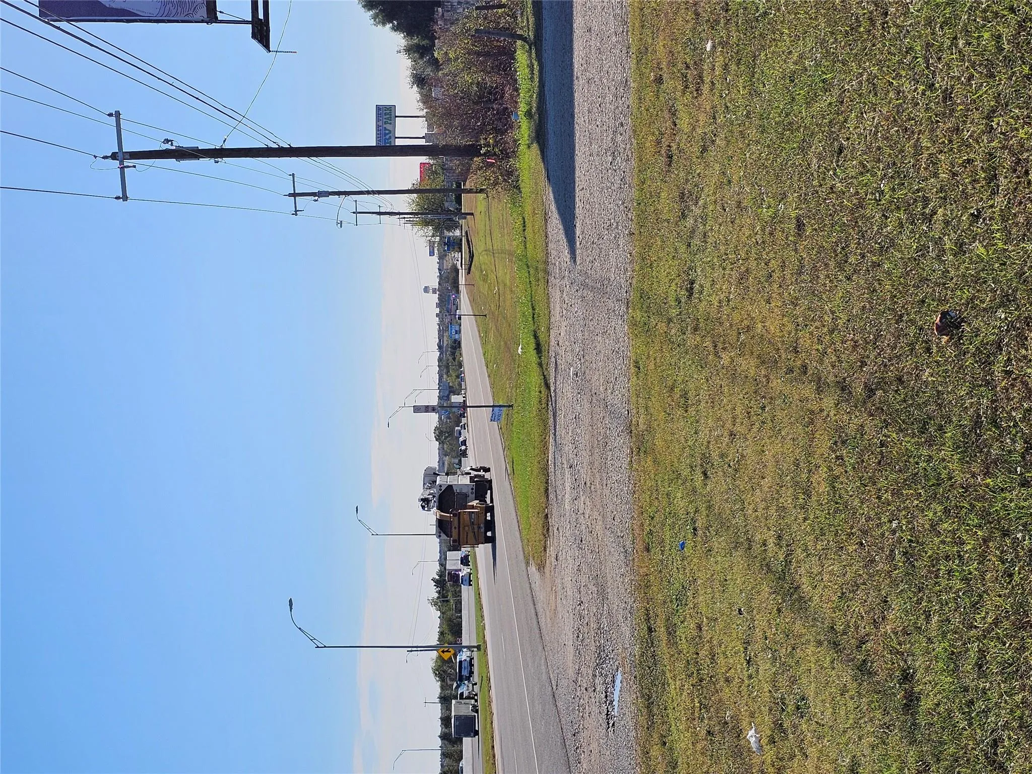 Photo 3 of 13615 N INTERSTATE 35 HWY