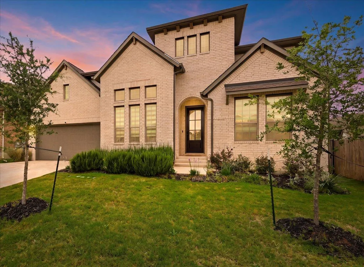 Photo of 117 PEACEVINE LN, Liberty Hill, TX, 78642