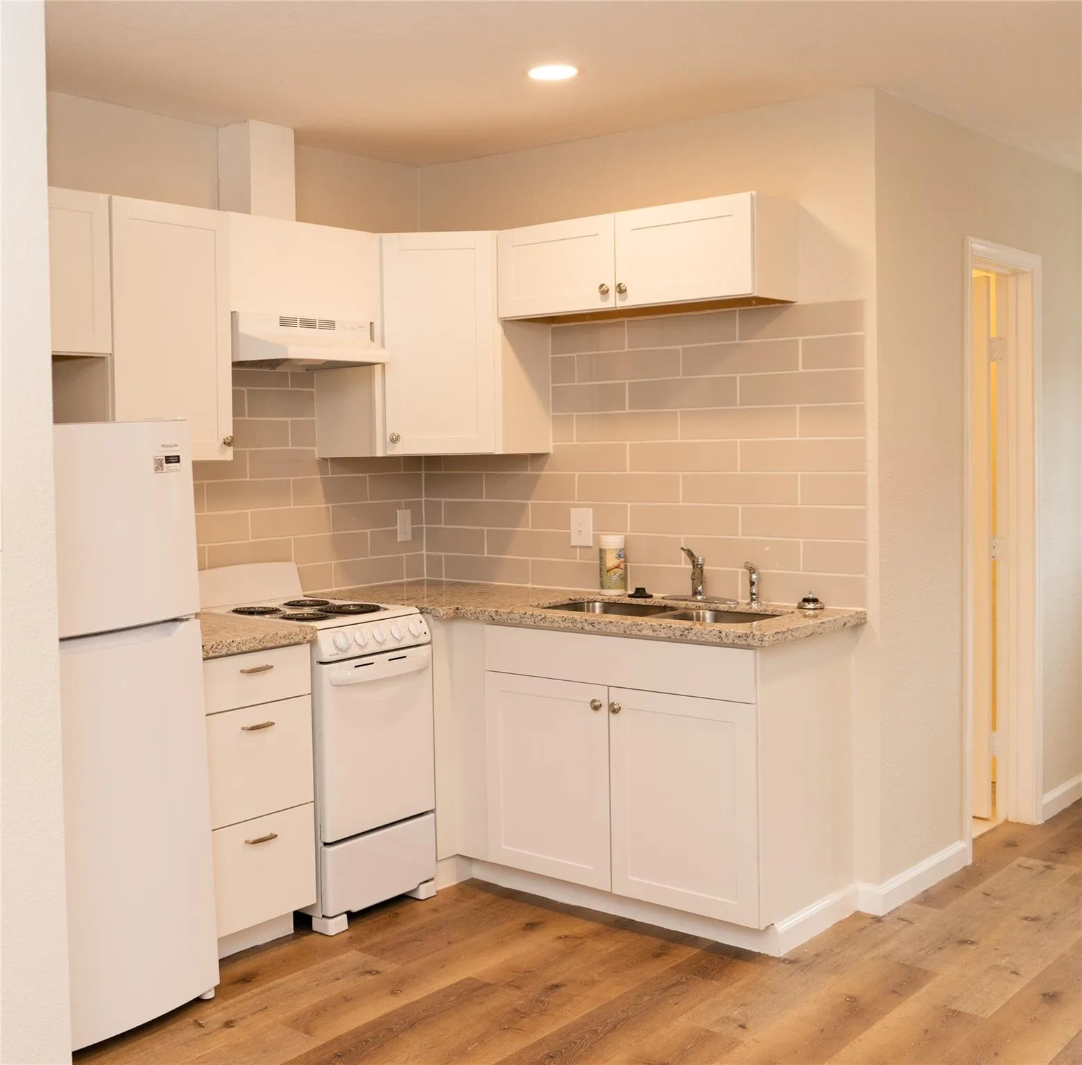 Photo 3 of 97 ANTHONY ST #B