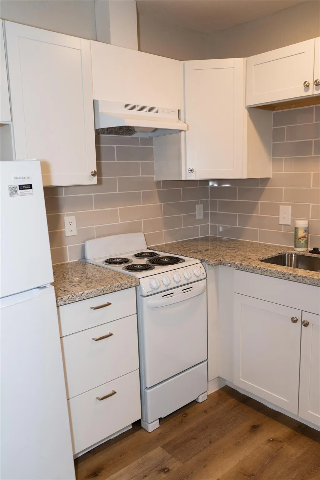 Photo 4 of 97 ANTHONY ST #B