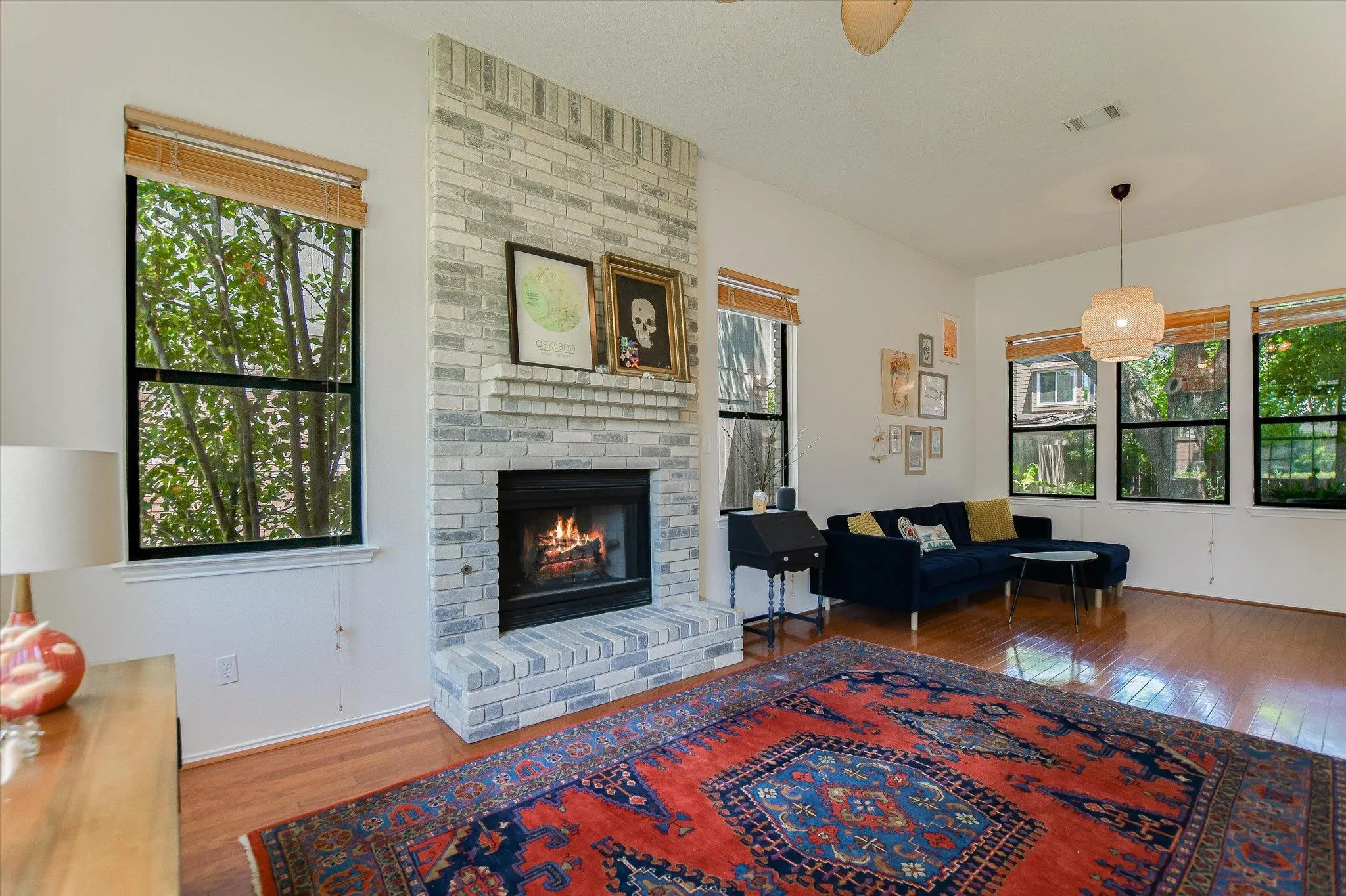 Photo 4 of 1104 CRESTVIEW ST