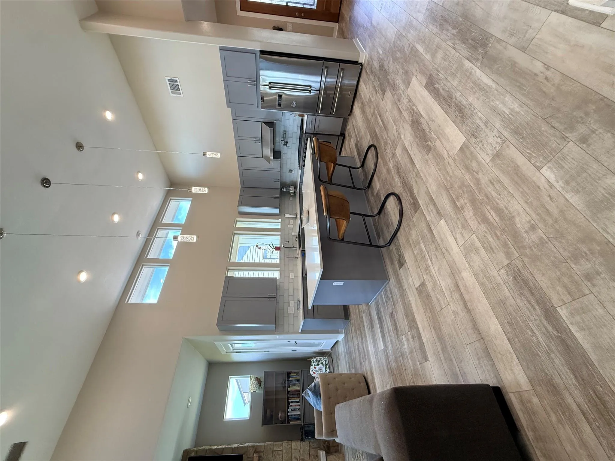 Photo 5 of 2108 PATRIOT DR