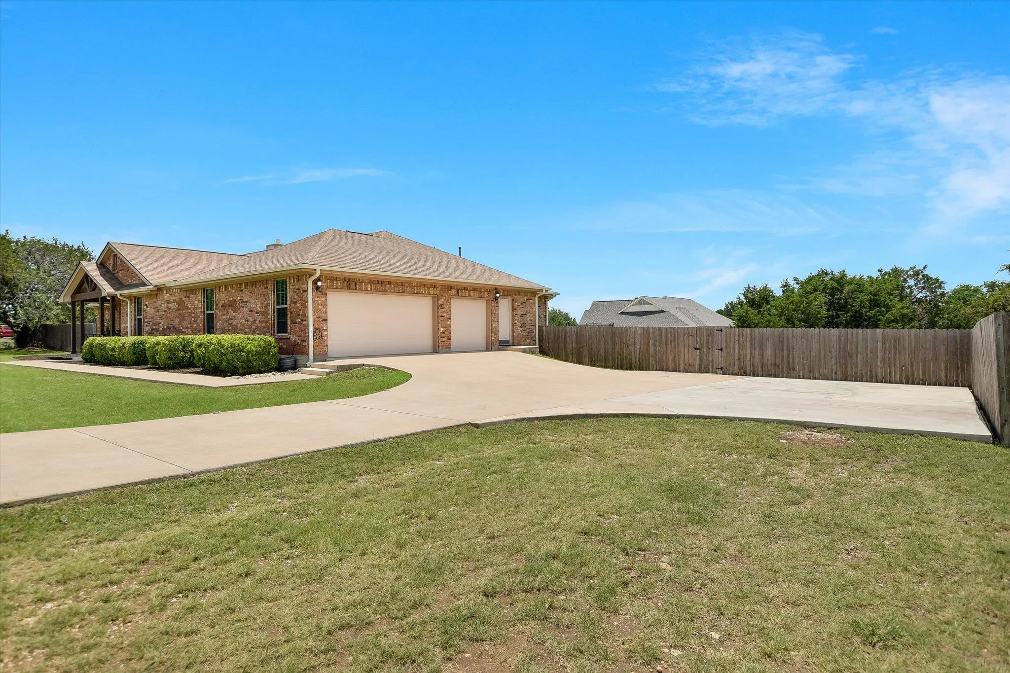 Photo 4 of 212 CHRISTINE LN