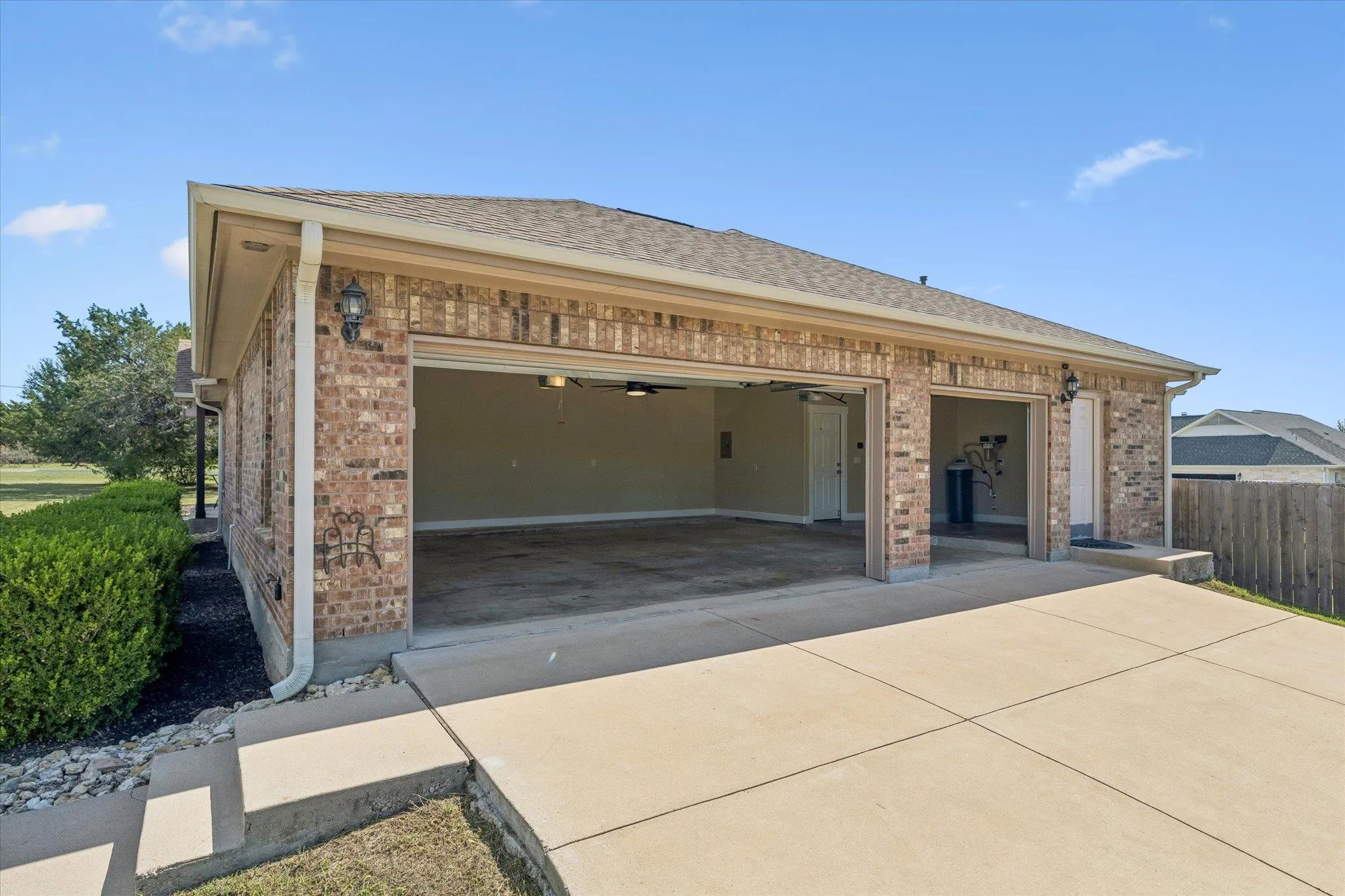 Photo 5 of 212 CHRISTINE LN